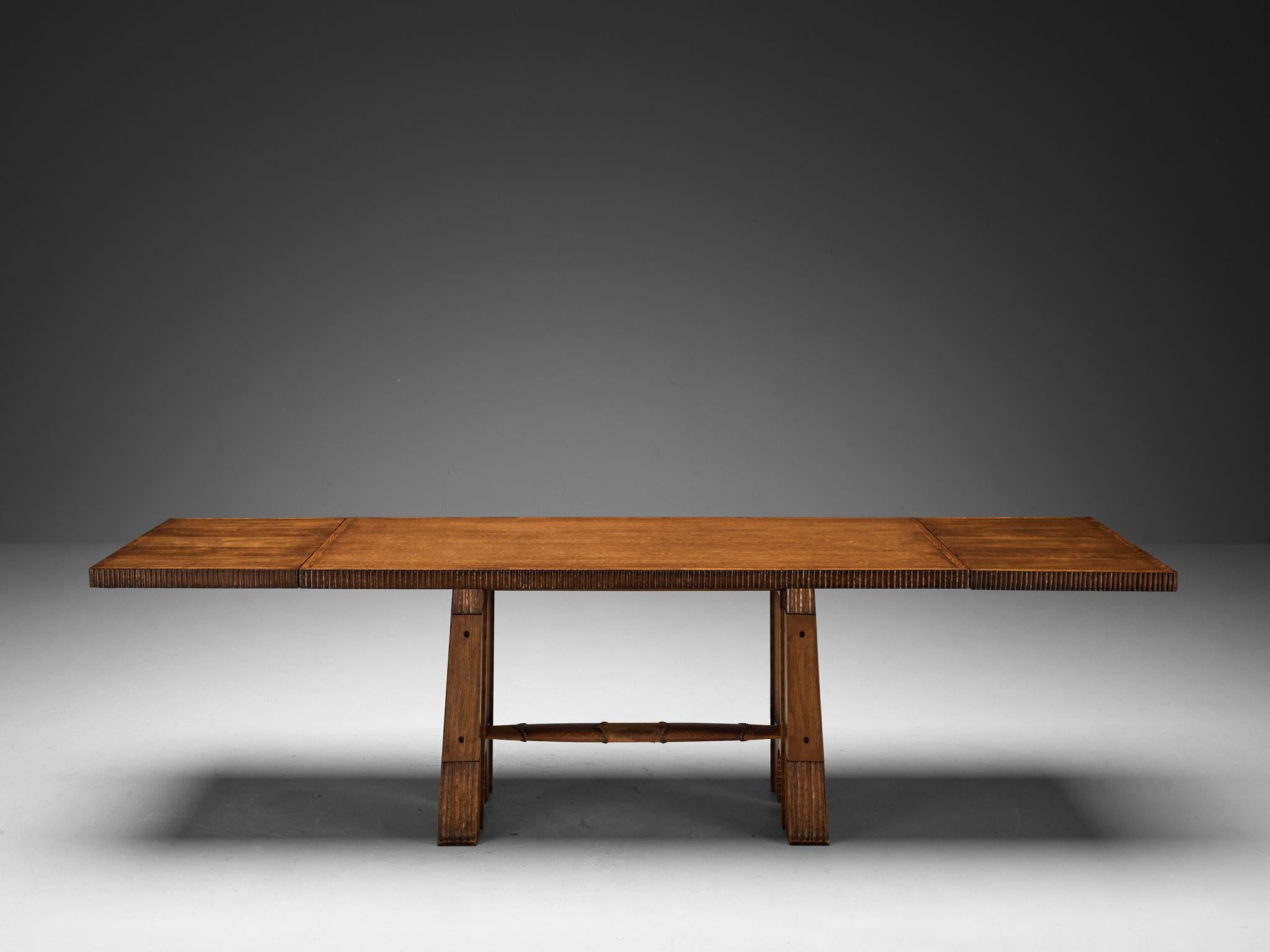 Vittorio Valabrega Extendable Dining Table in Oak with Intricate Carvings For Sale 3
