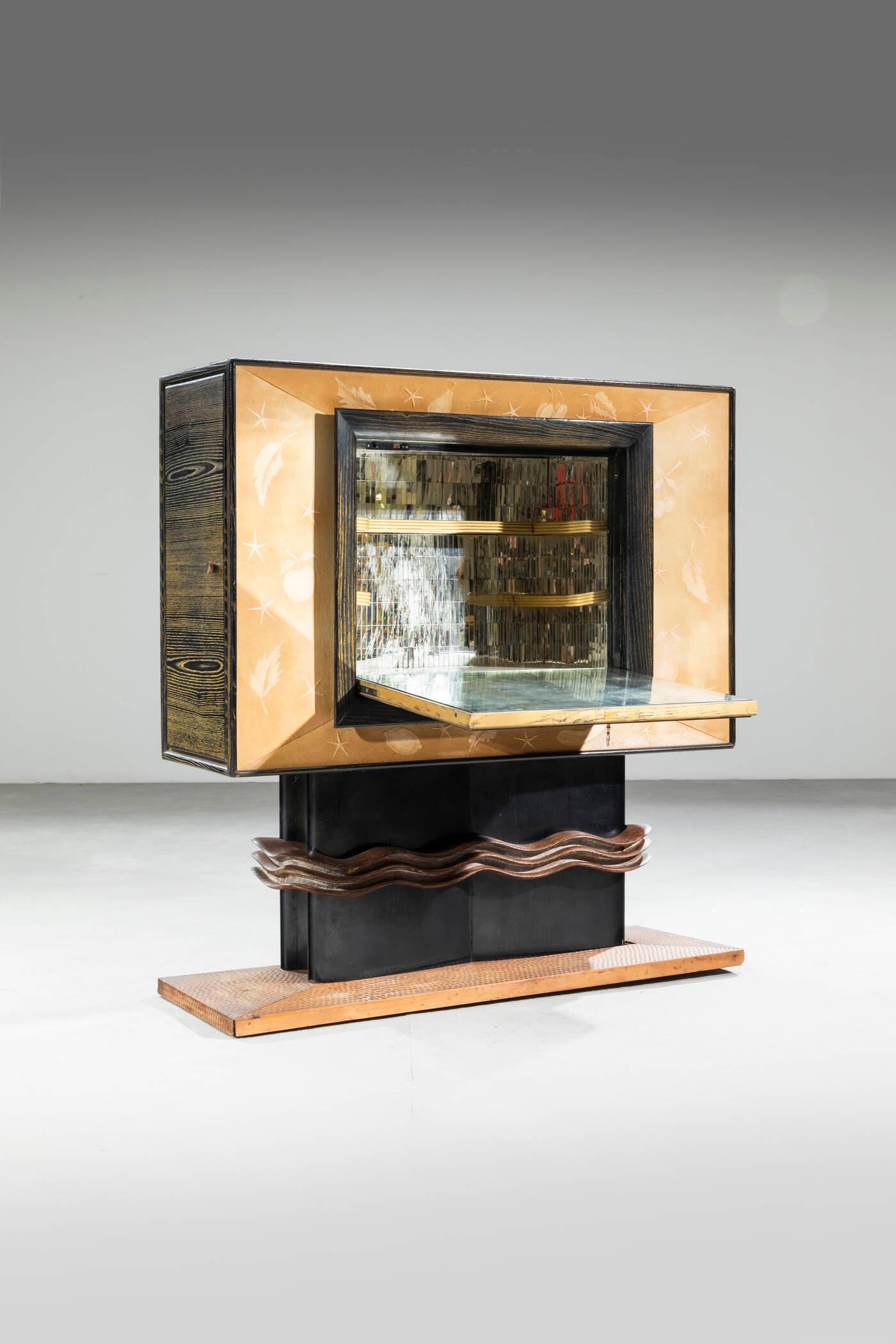 Vittorio Valabrega, Mobile bar, prod. Valabrega 1940s For Sale 2