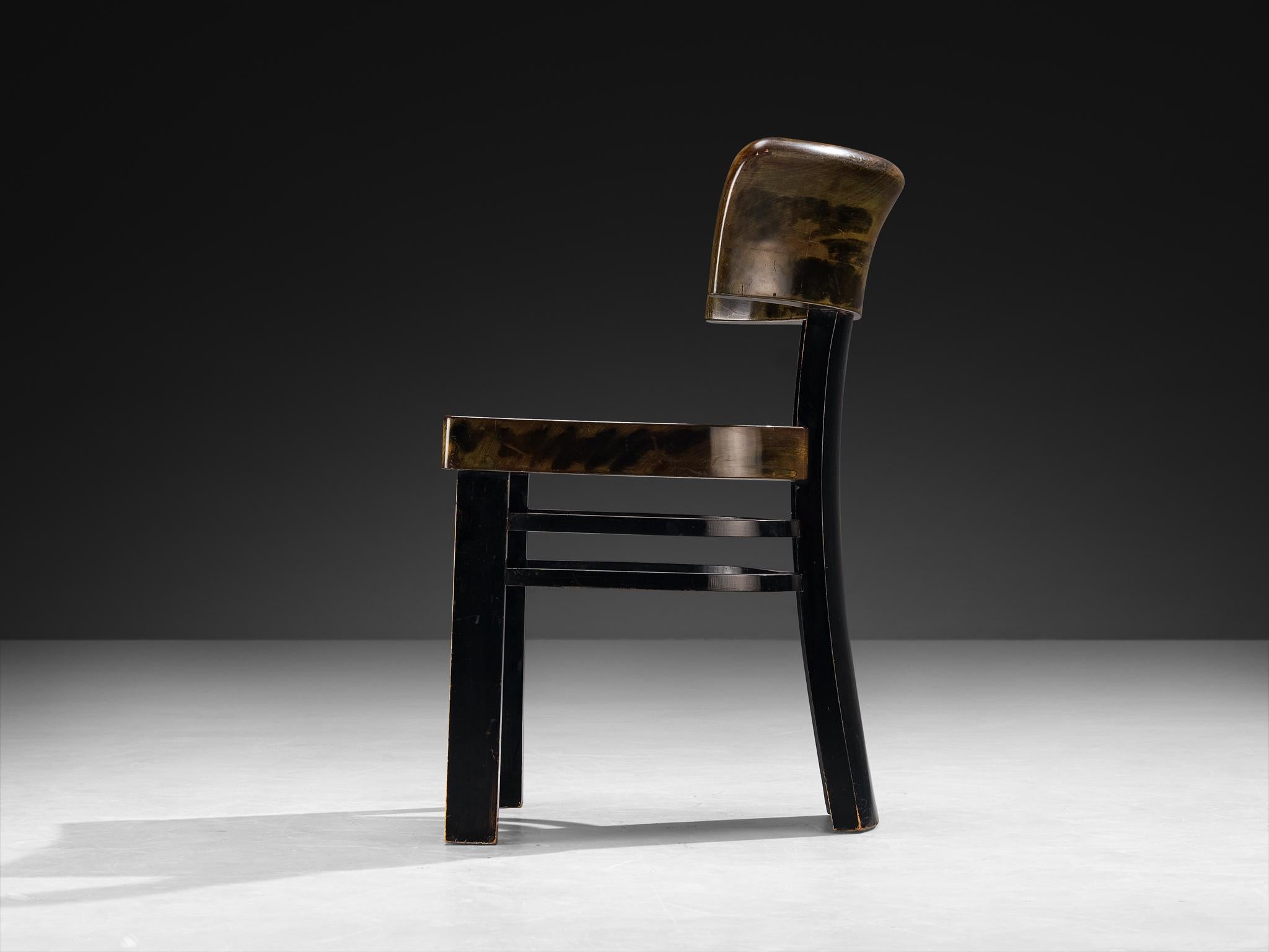 Art Deco Vittorio Valabrega Esszimmerstuhl aus lackiertem Holz im Zustand „Gut“ im Angebot in Waalwijk, NL