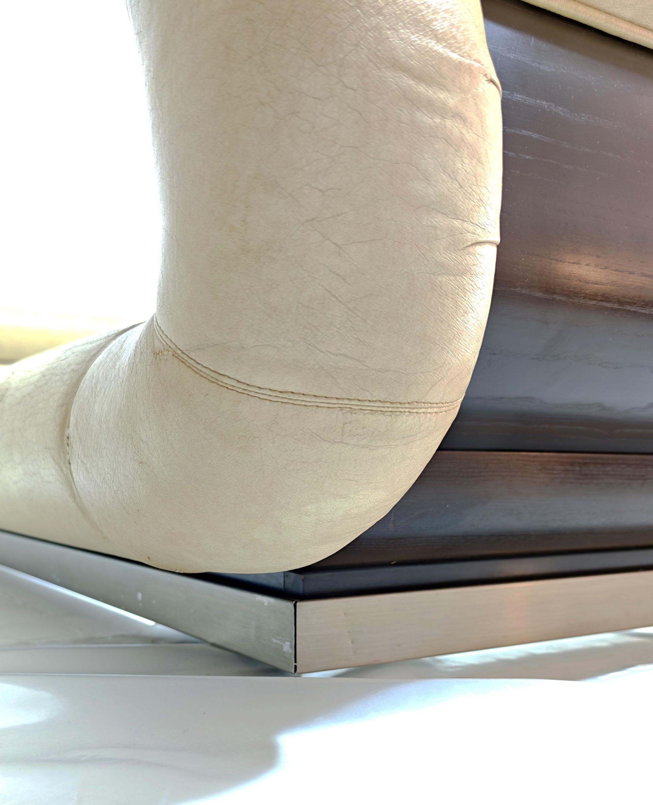 Vittorio Varo Bed Model UMA Production Boa Design Italie 1960s Mid-Century Modern en vente 3
