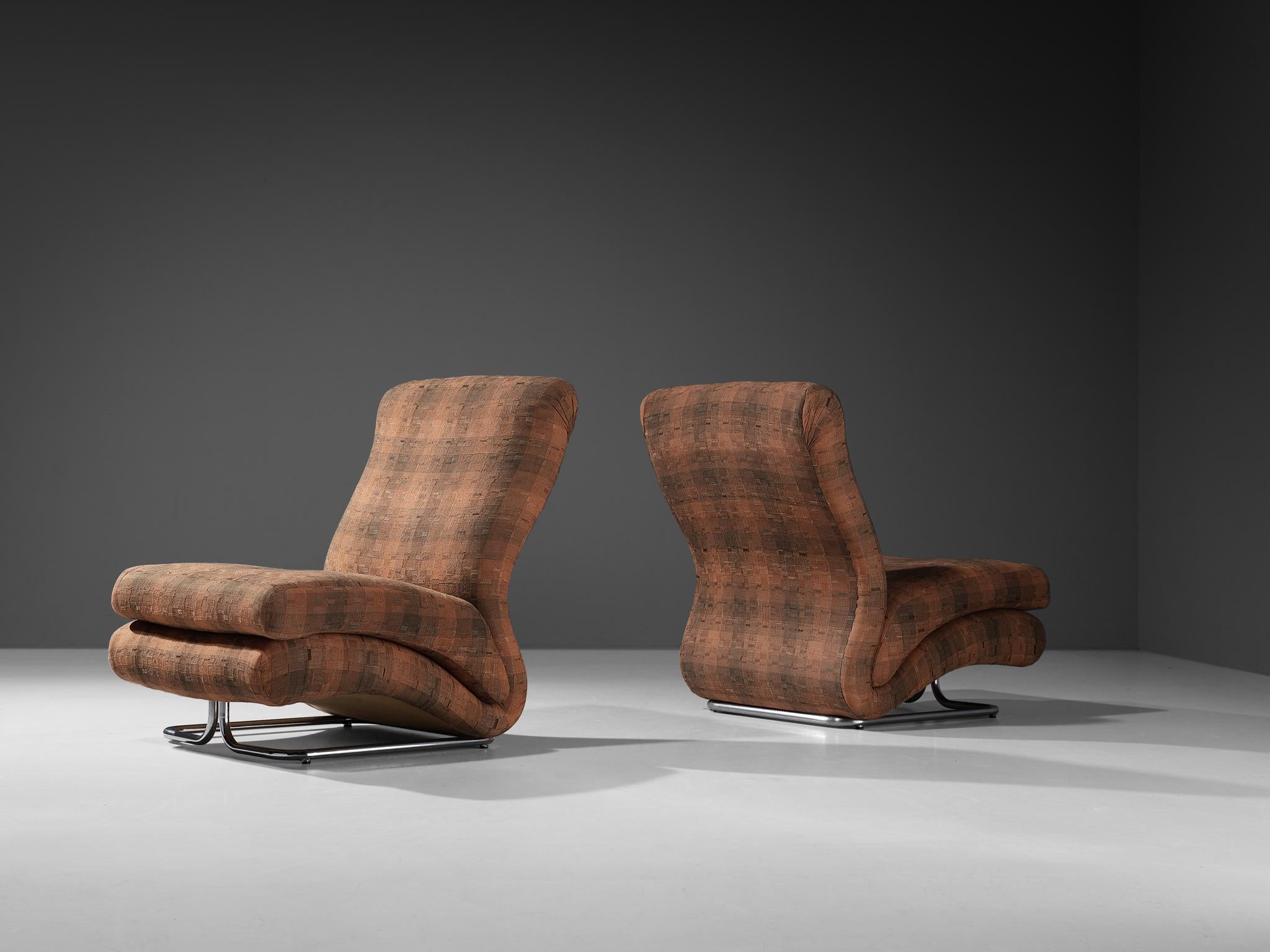 Mid-Century Modern Vittorio Varo for I.P.E. Pair of 'Cigno' Lounge Chairs in Checkered Upholstery For Sale