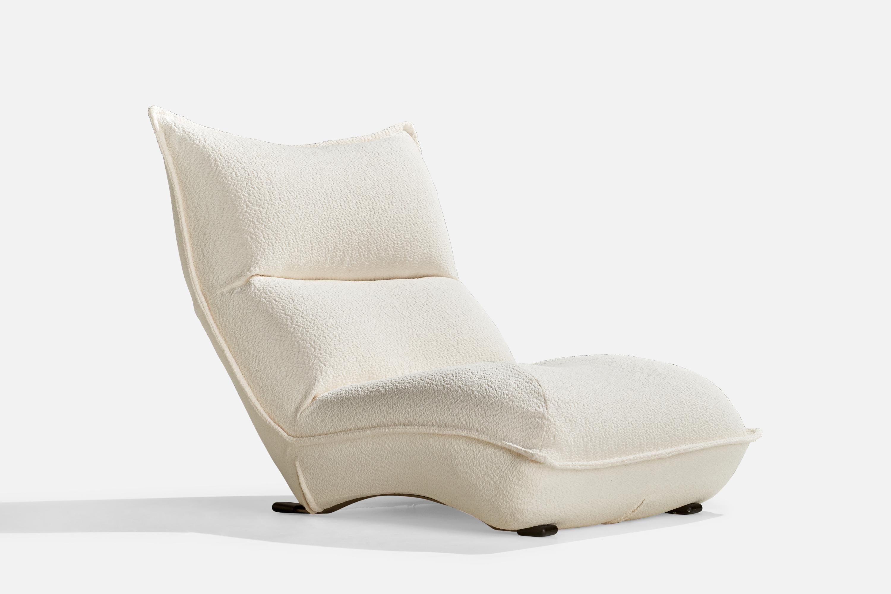 Late 20th Century Vittorio Varo, Slipper Chairs, Fabric, Metal, Plastic, Italy, 1970s For Sale