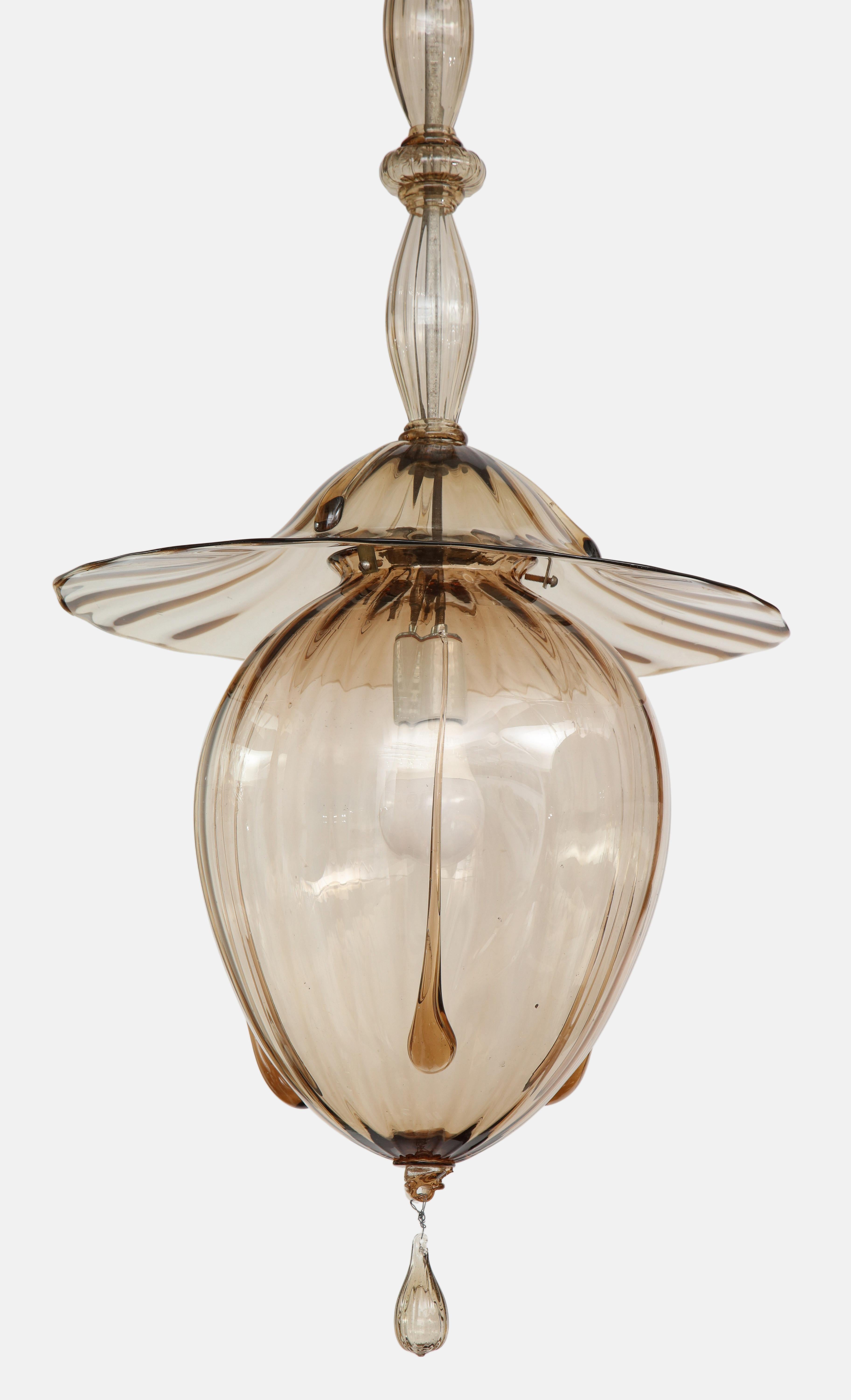 Mid-Century Modern Vittorio Zecchin pour Venini, rare lampe à suspension Cesendello, Italie, années 1920 en vente