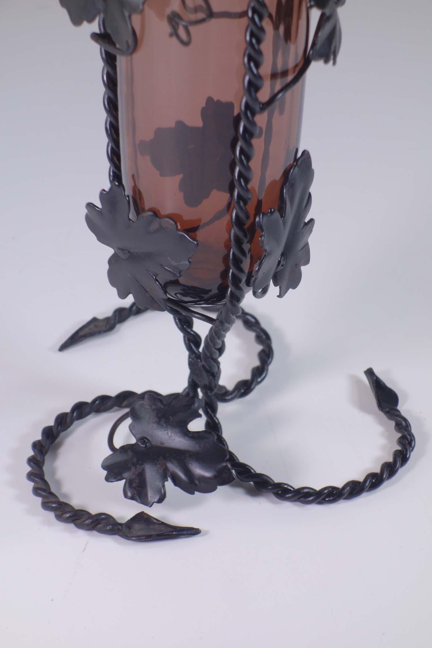 Vittorio Zecchin Venini MVM Art Nouveau Améthyste Verre Murano Fer Forgé Vase Bon état - En vente à Brescia, IT