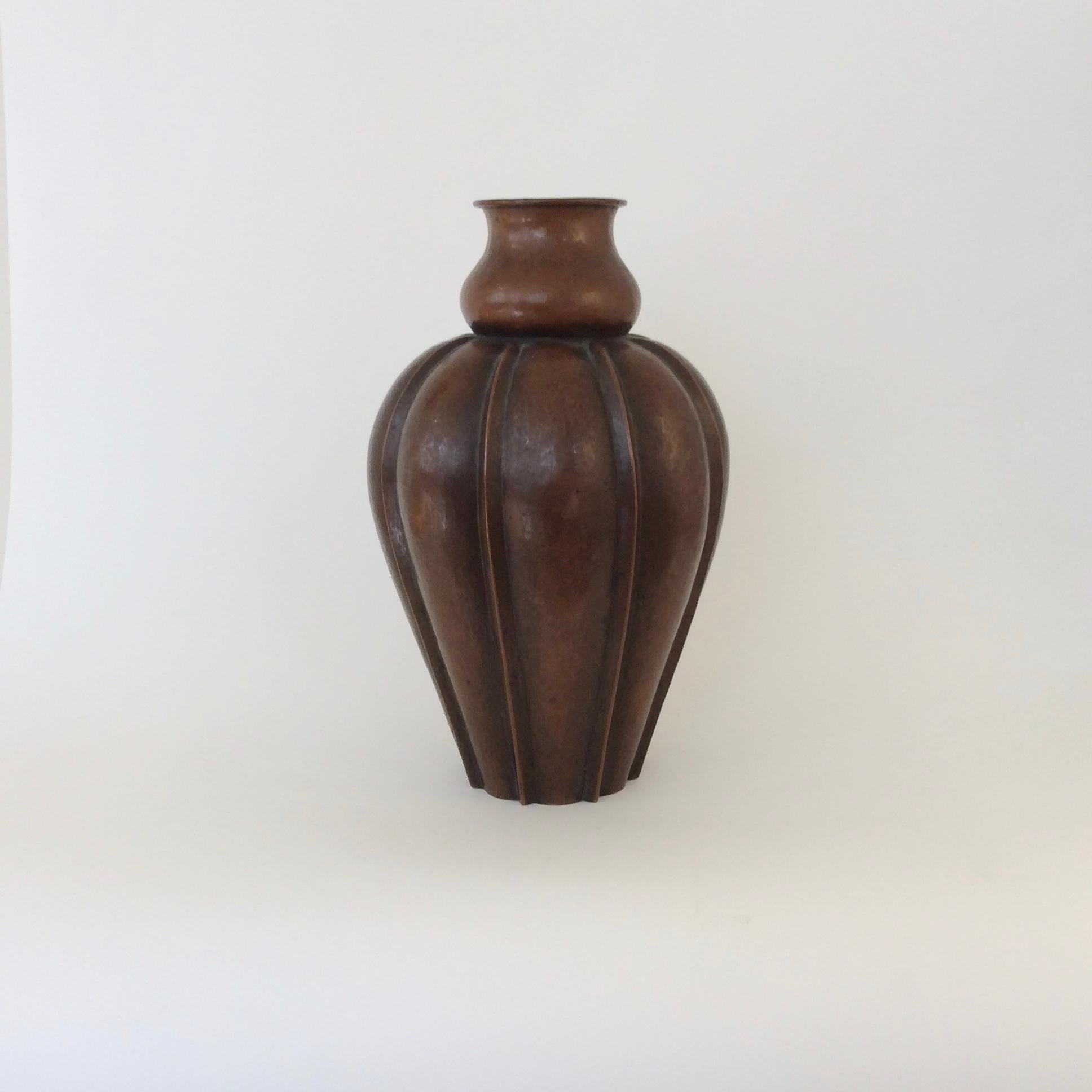 Vittorio Zecchin Patinated Copper Vase, circa 1926, Italy In Good Condition In Brussels, BE