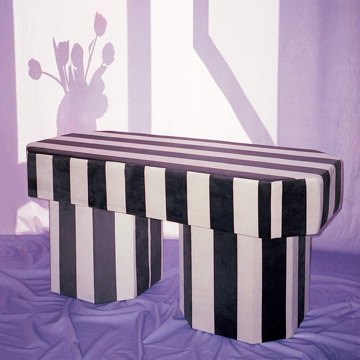 Viva Checkerboard Black White Panca scultorea in velluto contemporanea di Houtique in vendita 4