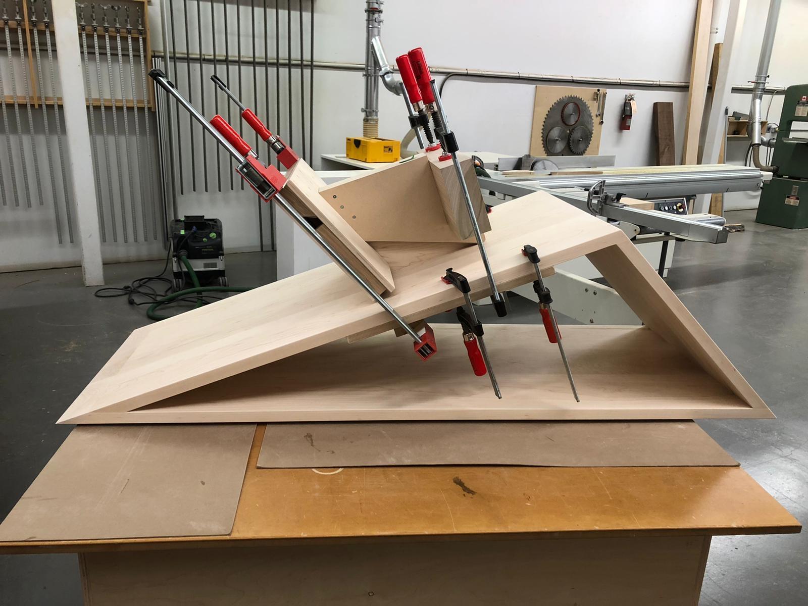 Table basse Viva en bois d'érable par Neal Aronowitz en vente 2