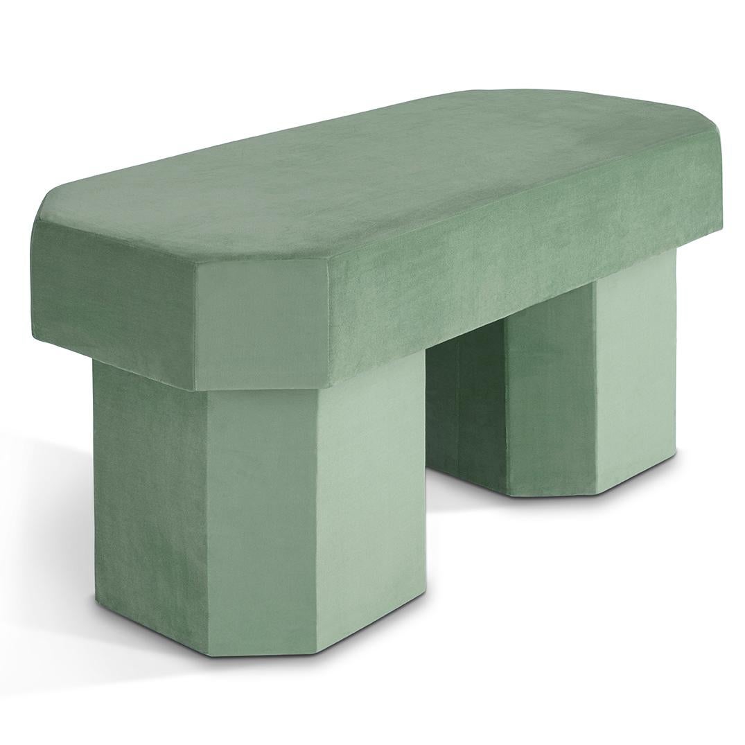 Viva Green Bench by Houtique
Dimensions: D 100 x W 45 x H 48 cm
Materials: Velvet, Upholstery, Wood
Also available in different colours. Please contact us.

VIVA BENCH.
Designed by Carolina Mico. Made in Spain.
Upholstered bench in flame-retardant