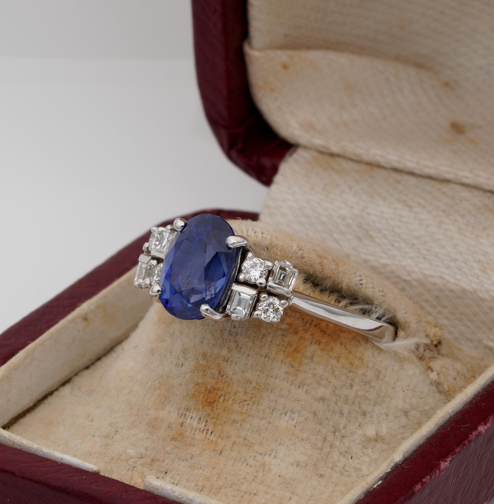 Oval Cut Vivacious 2.10 Carat Ceylon Sapphire Diamond Ring For Sale