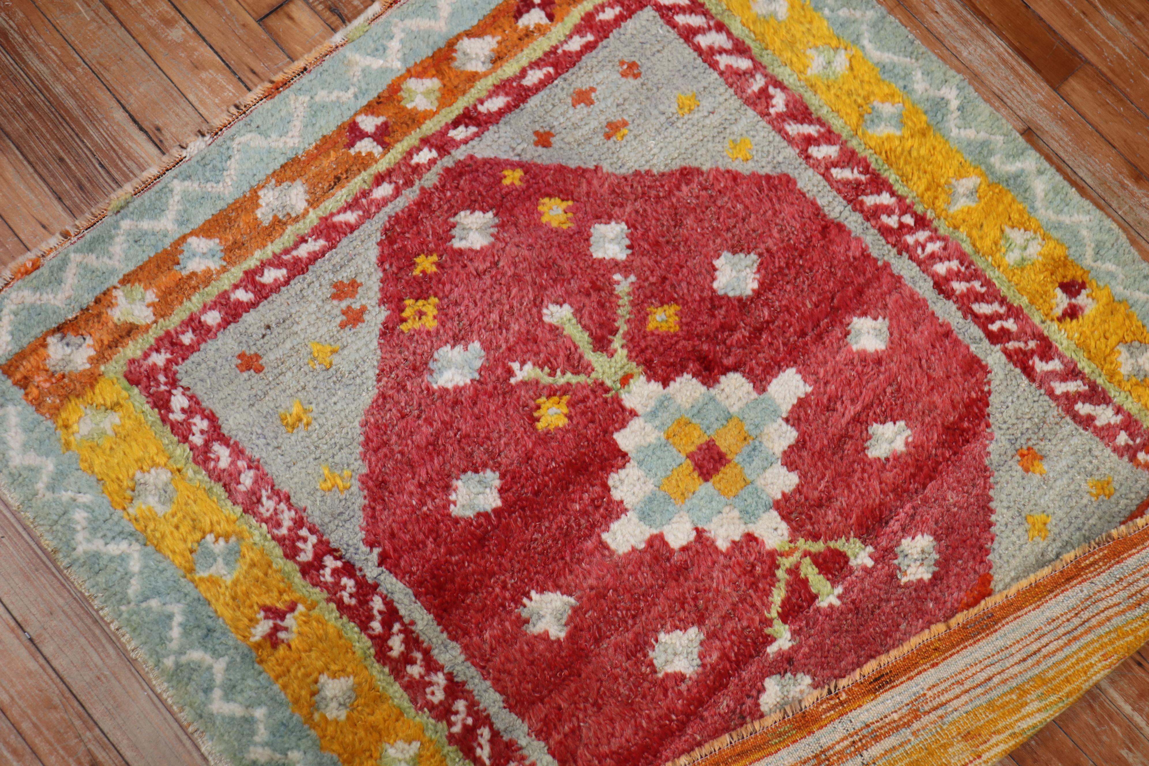 Annodato a mano Tappeto Vivacious Turkish Tulu Square Scatter Size in vendita