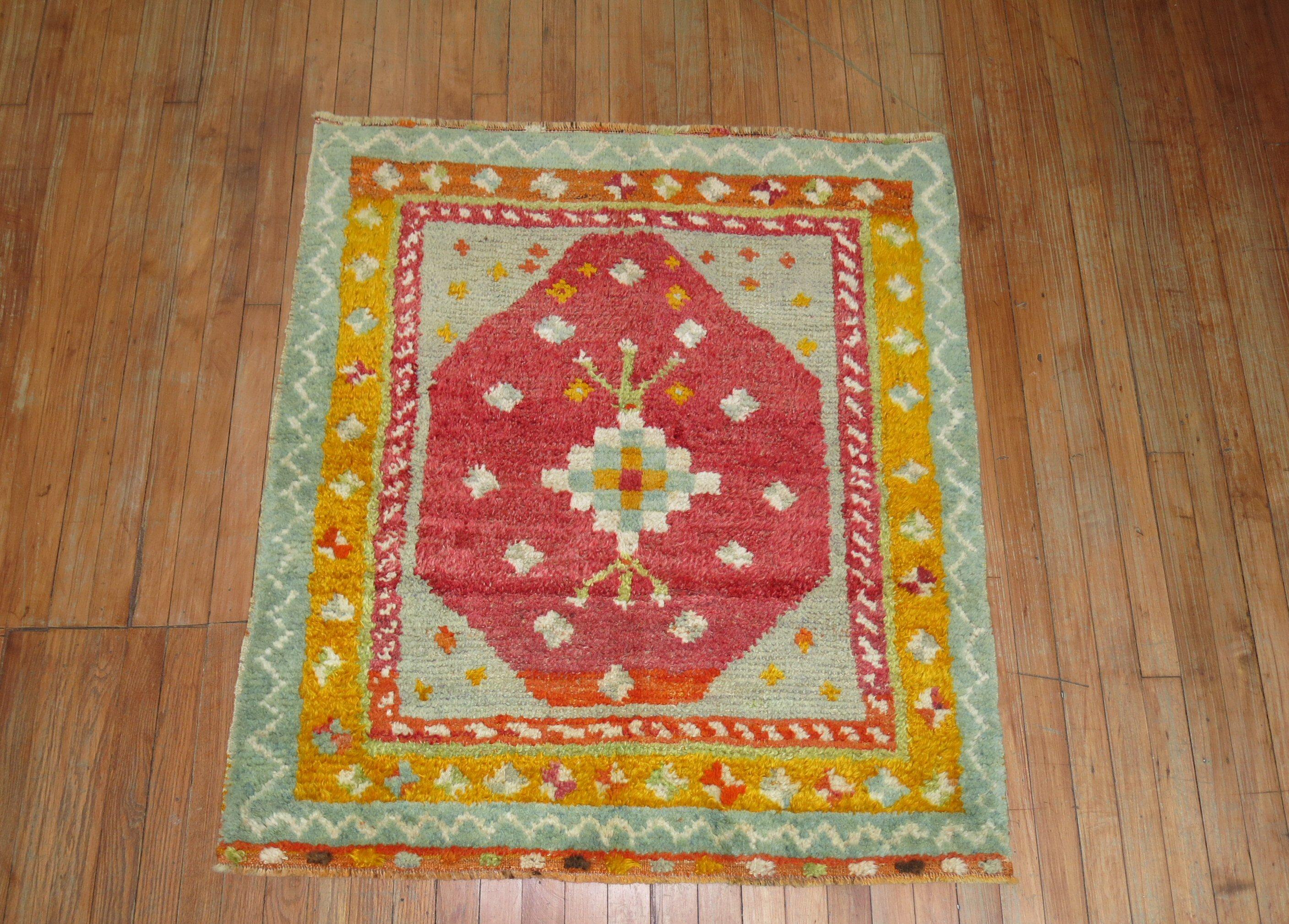 Lana Tappeto Vivacious Turkish Tulu Square Scatter Size in vendita