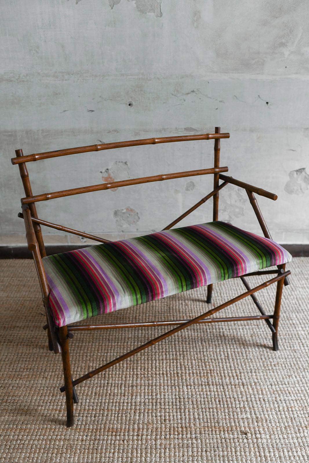 Ensemble de salon en bambou Vivai Del Sud 1970 avec coussins Bon état - En vente à Roma, RM