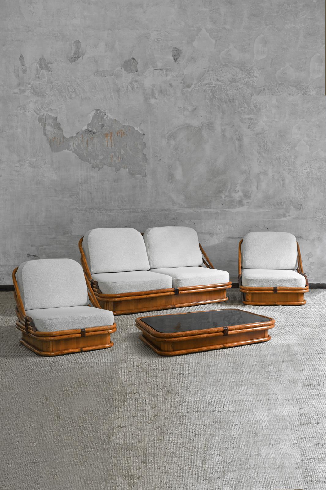 Vivai Del Sud Bamboo Living Room Set with Dedar fabric cushion  – mod. “A Joy”
Product Details
Pair of armchairs + sofa + coffee table.
• Pair of curved bamboo armchairs, chestnut wood with leather details.
• Curved bamboo sofa, chestnut wood with