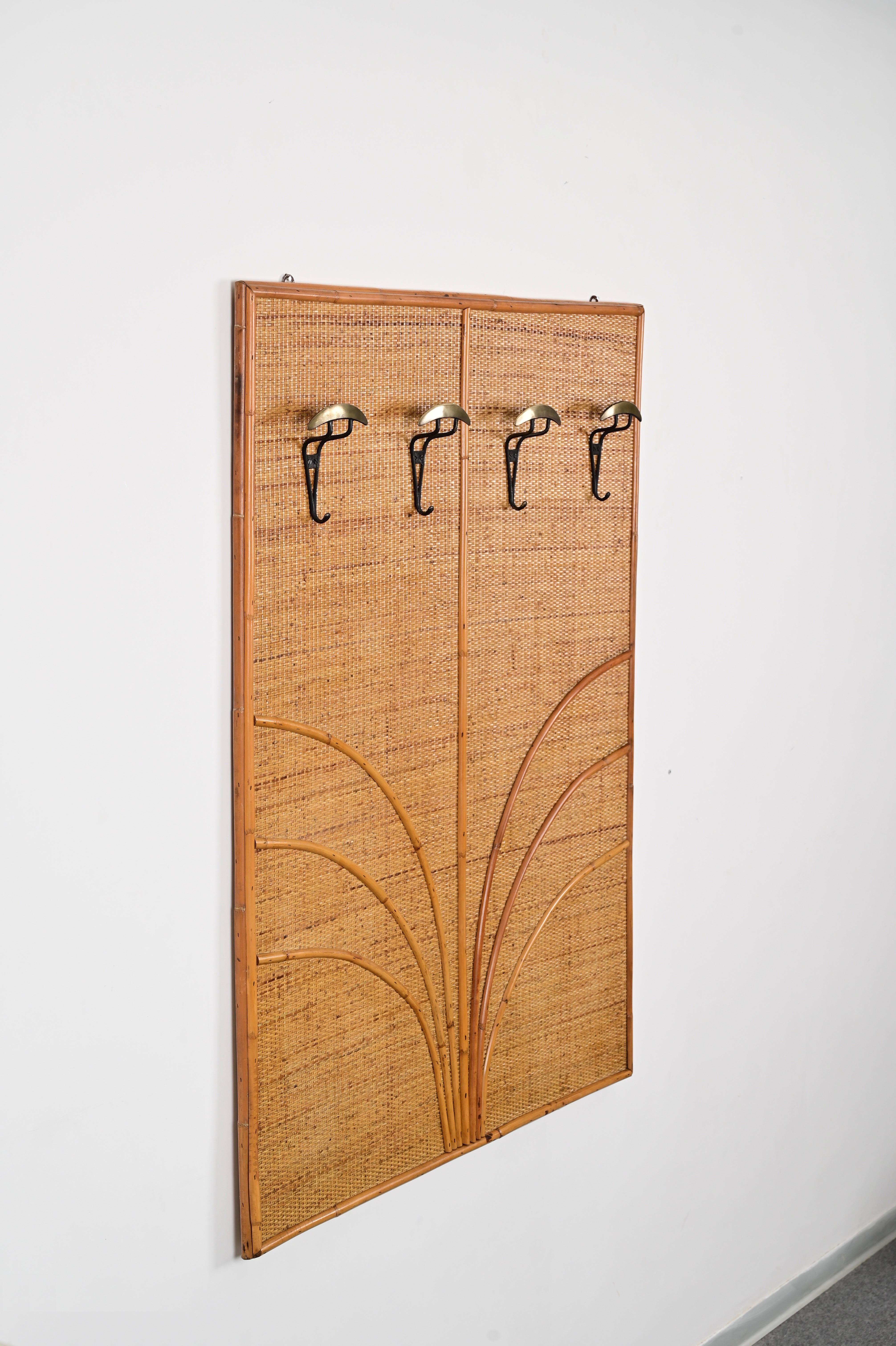 Hand-Crafted Vivai Del Sud Italian Coat Rack in Rattan, Bamboo and Brass, Italy 1970s For Sale