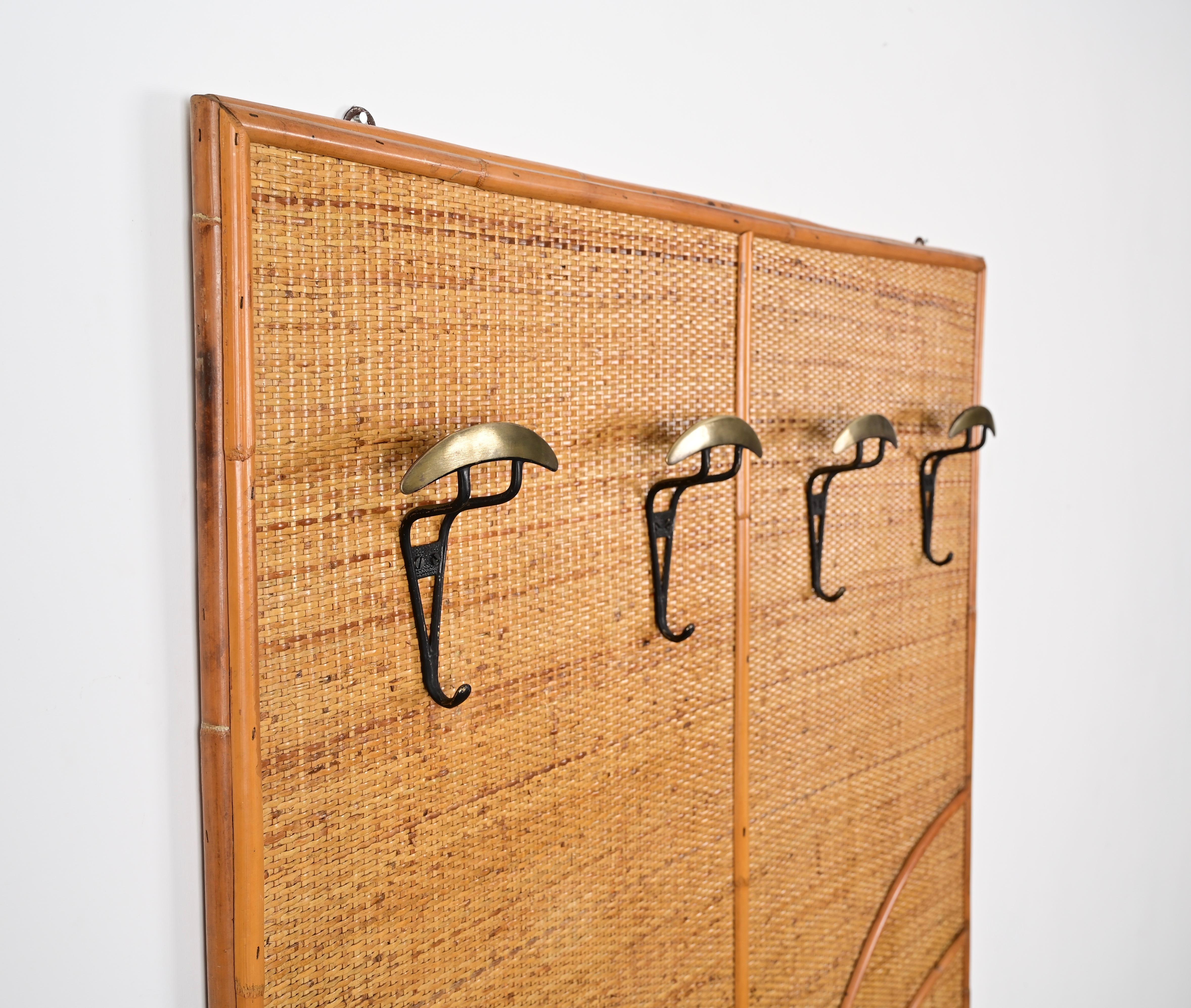 Vivai Del Sud Italian Coat Rack in Rattan, Bamboo and Brass, Italy 1970s In Good Condition For Sale In Roma, IT