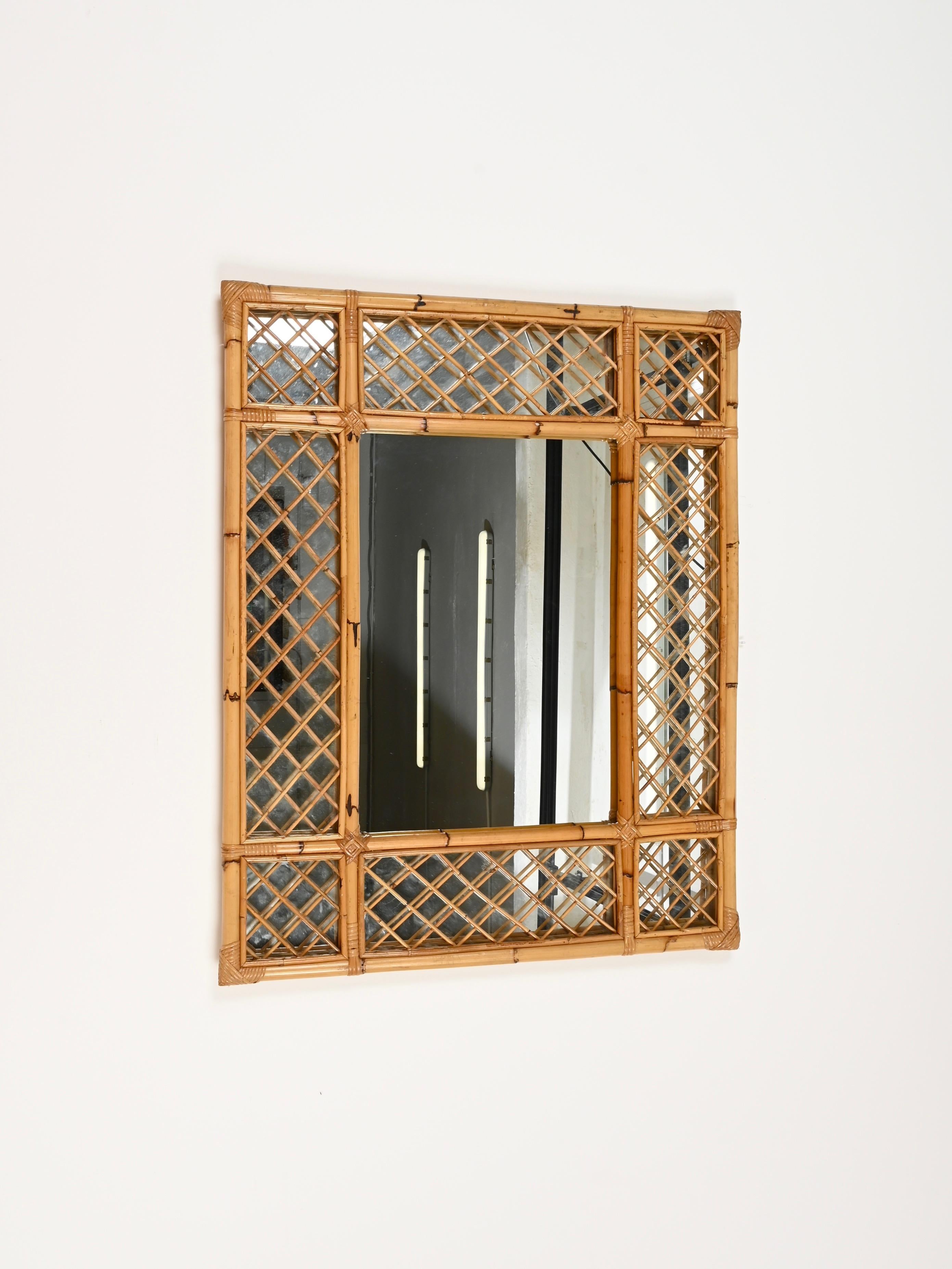 Mid-Century Modern Grand miroir rectangulaire Vivai del Sud en bambou et rotin tressé, Italie, années 1970 en vente
