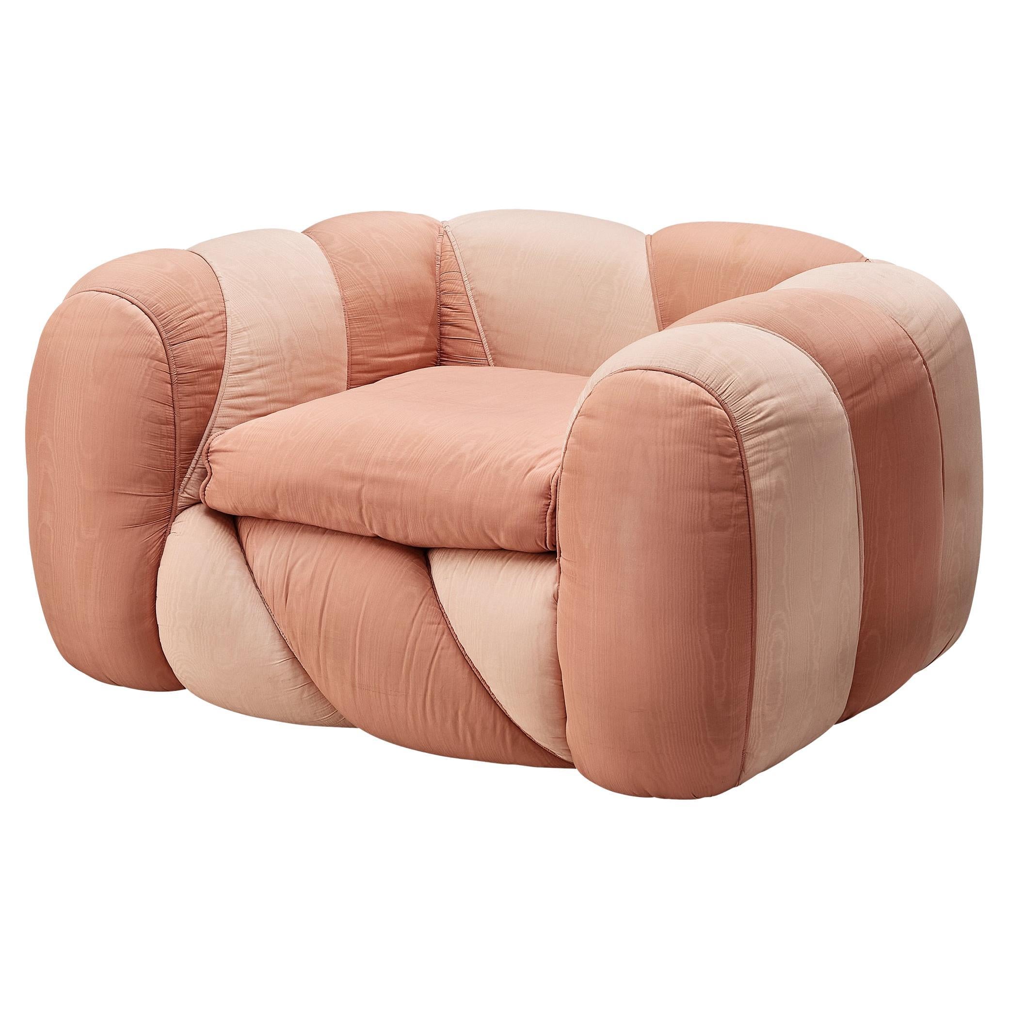 Vivai del Sud Lounge Chair in Pink Fabric Upholstery  For Sale