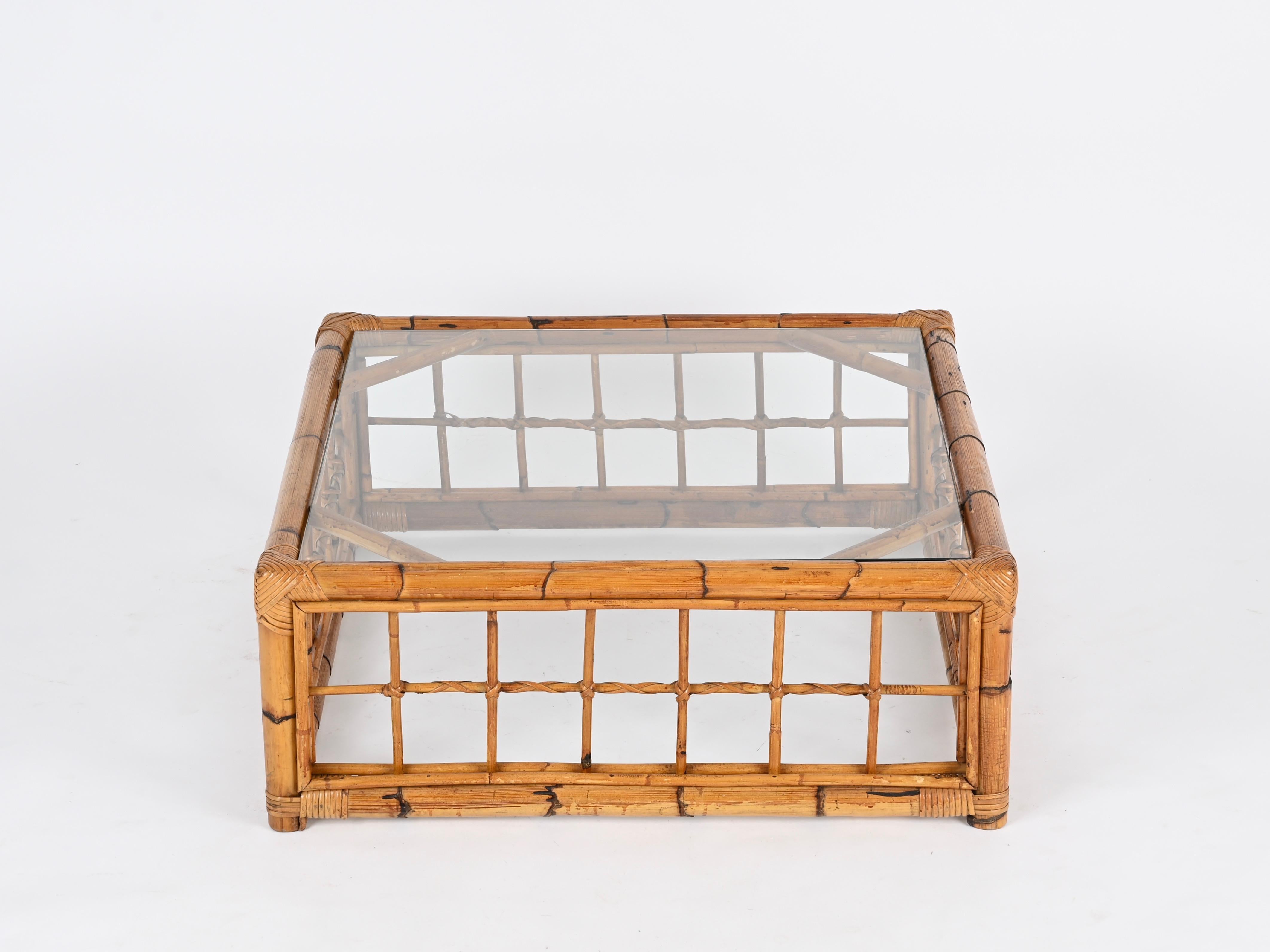 Mesa de centro cuadrada italiana de mediados de siglo Vivai del Sud, bambú y ratán, años 70 siglo XX en venta