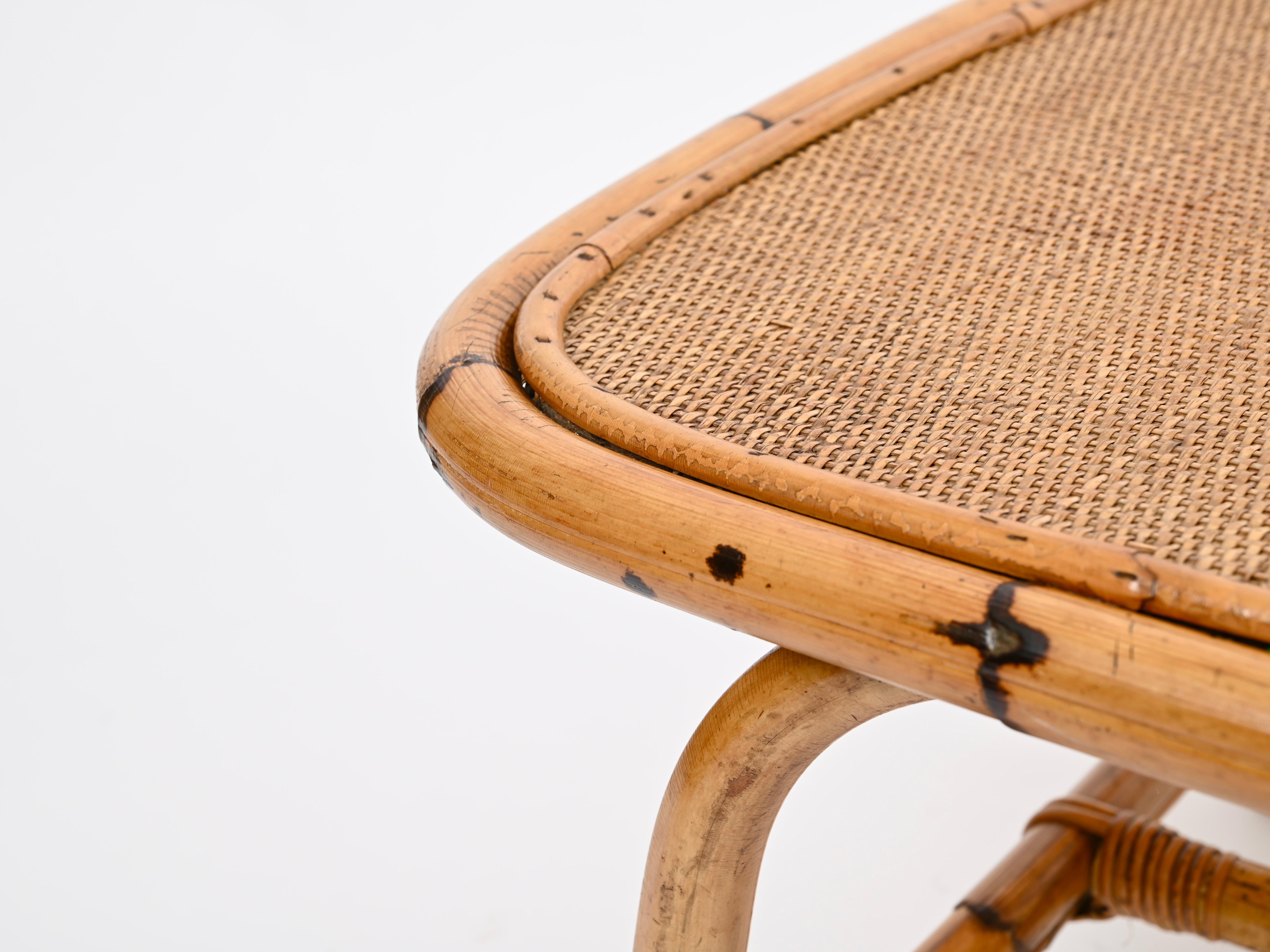 Vivai del Sud, großer italienischer Couchtisch aus Bambus und Rattan aus der Mitte des Jahrhunderts, 1970er Jahre im Zustand „Gut“ im Angebot in Roma, IT