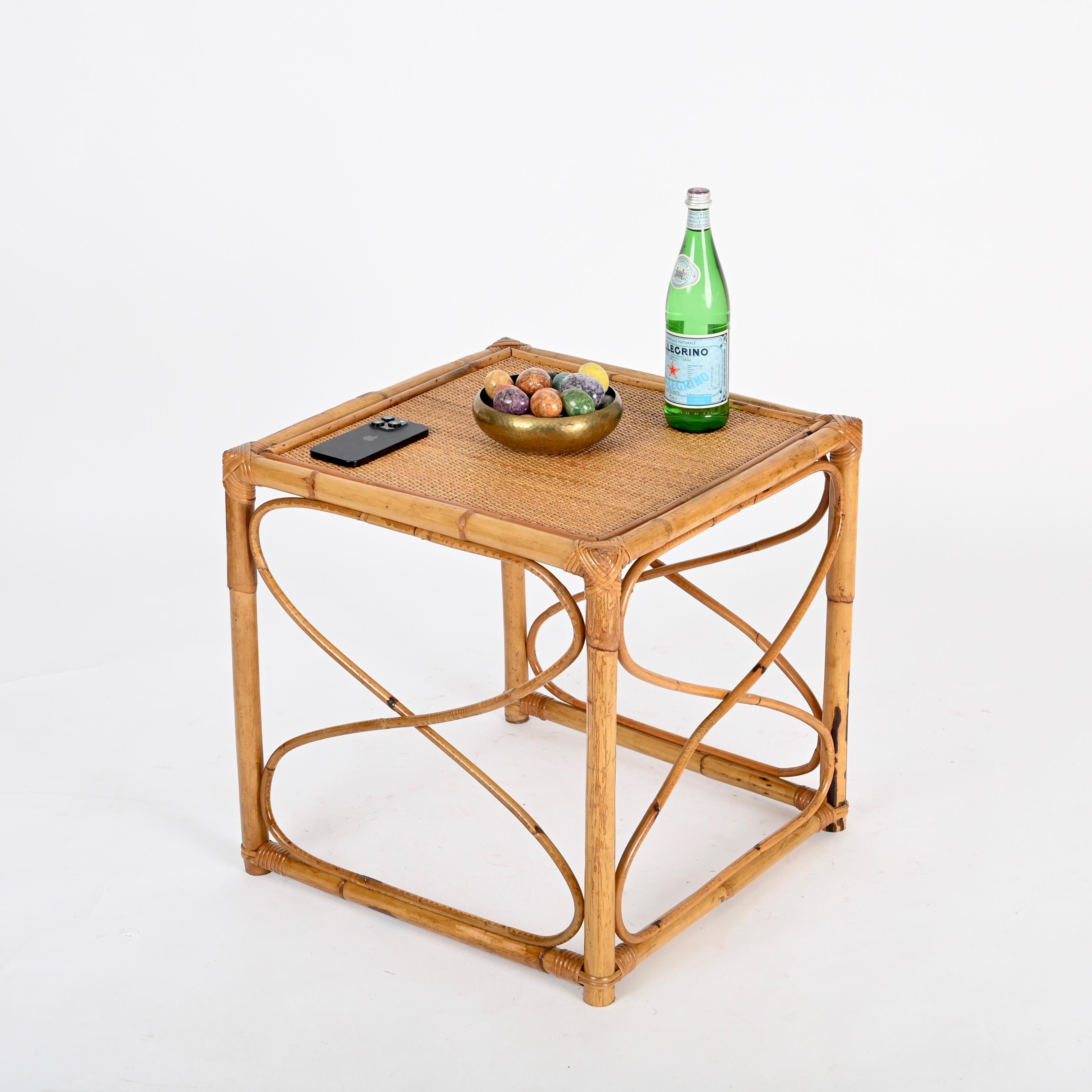 Vivai del Sud Quadratischer Couchtisch aus Bambus und Rattan aus der Mitte des Jahrhunderts, Italien 1970 im Angebot 1