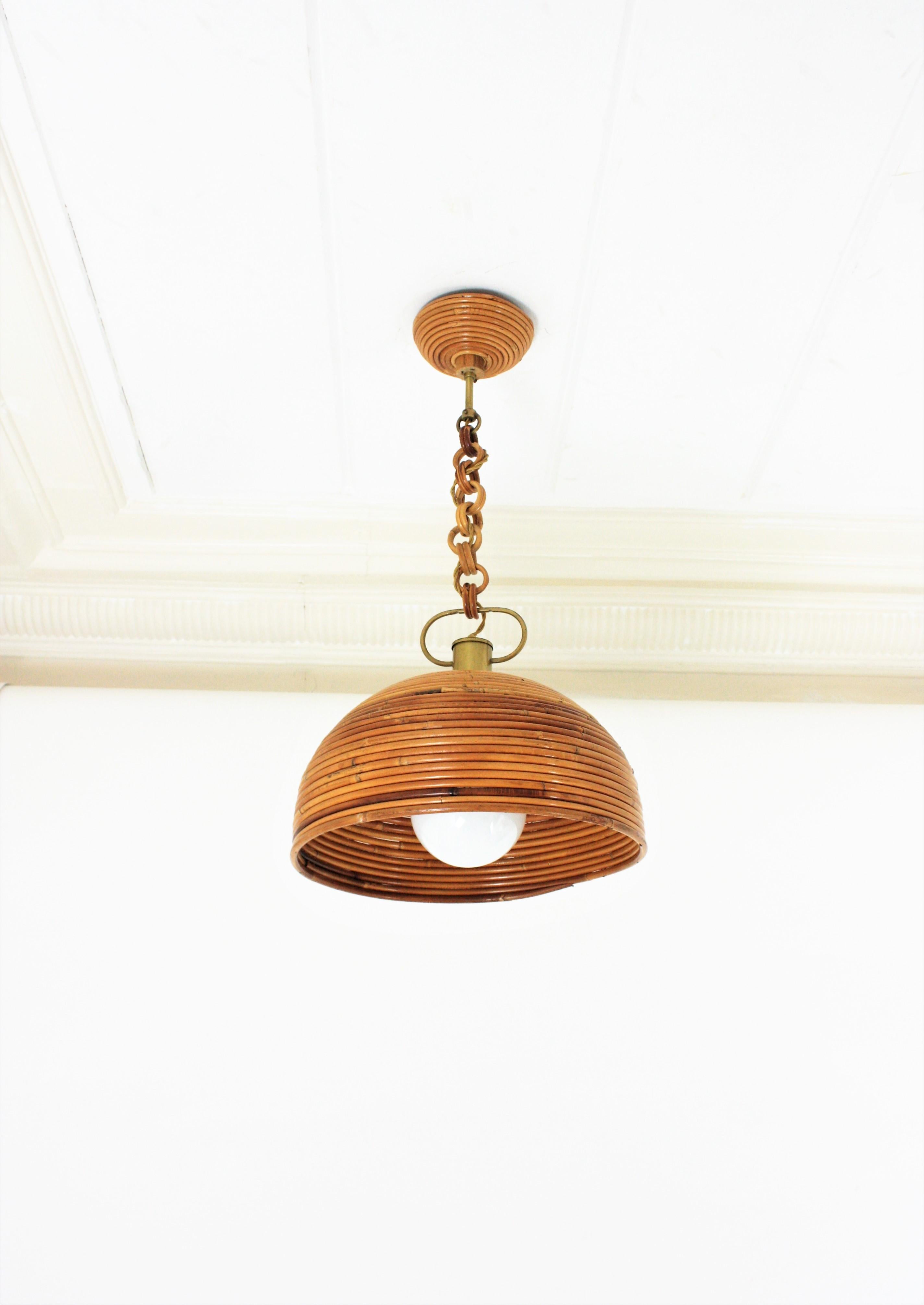 Mid-Century Modern Vivai del Sud Lampe pendante en forme de dôme en rotin en forme de roseau, 1960s en vente