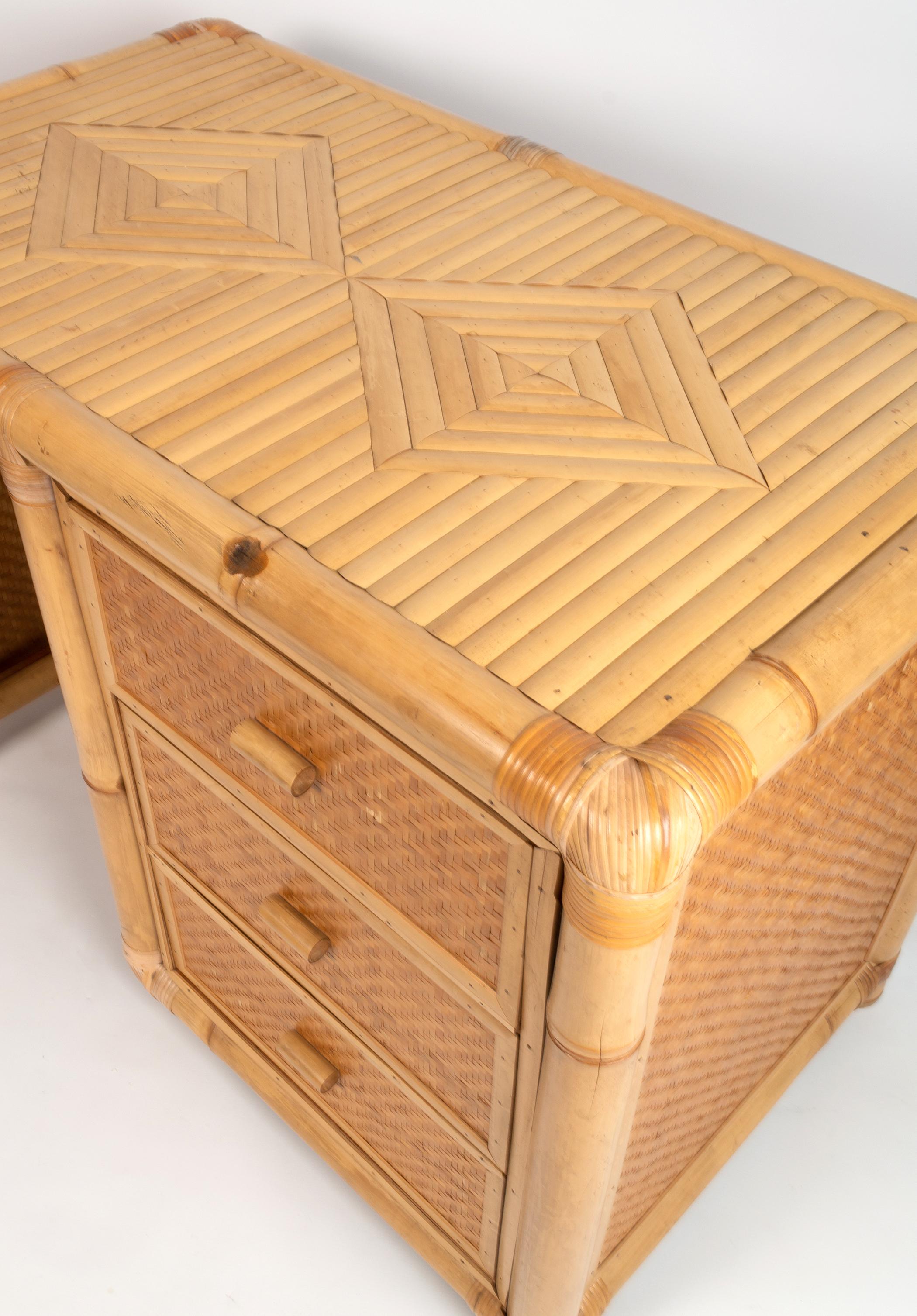 Vivai del Sud Rattan and Bamboo Desk / Vanity Table Italy, C.1970 In Good Condition For Sale In London, GB