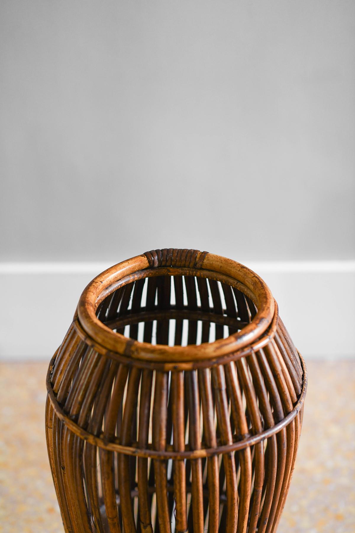 Vivai del Sud rattan umbrella stand, Italy 1970s In Good Condition For Sale In Roma, RM