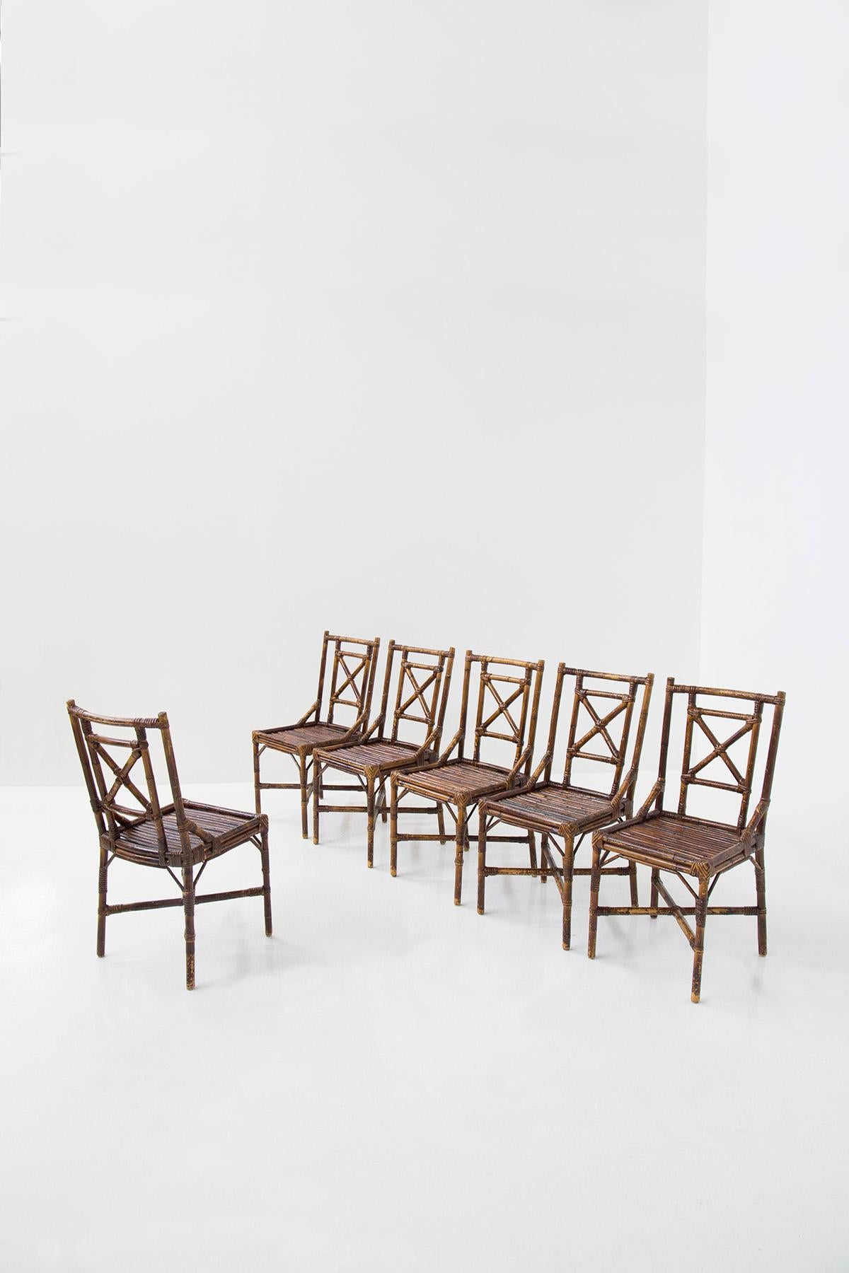 Elegant and in Bohemian style we offer a set of 6 chairs made by the great Italian manufacture VIVAI DEL SUD. The set is from the 1970s. The set is strictly made of varnished bamboo cane. The great skill in the composition and workmanship of the