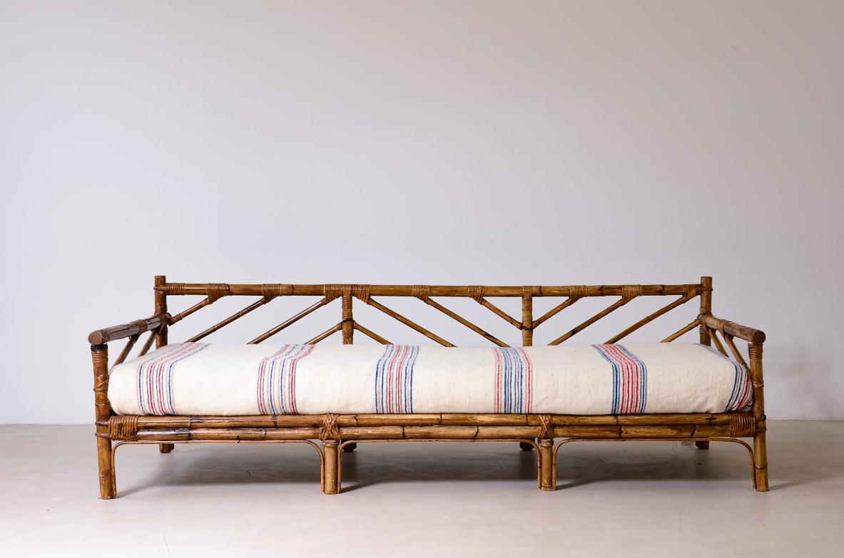 COD-Z98
Divano/letto in malacca e giunco intrecciato.

Manifattura Vivai del Sud, 1960ca.
