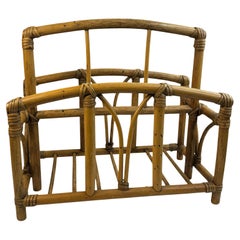 Stand pour porte-revues en osier de bambou, style Vivai del Sud, années 1970, Italie