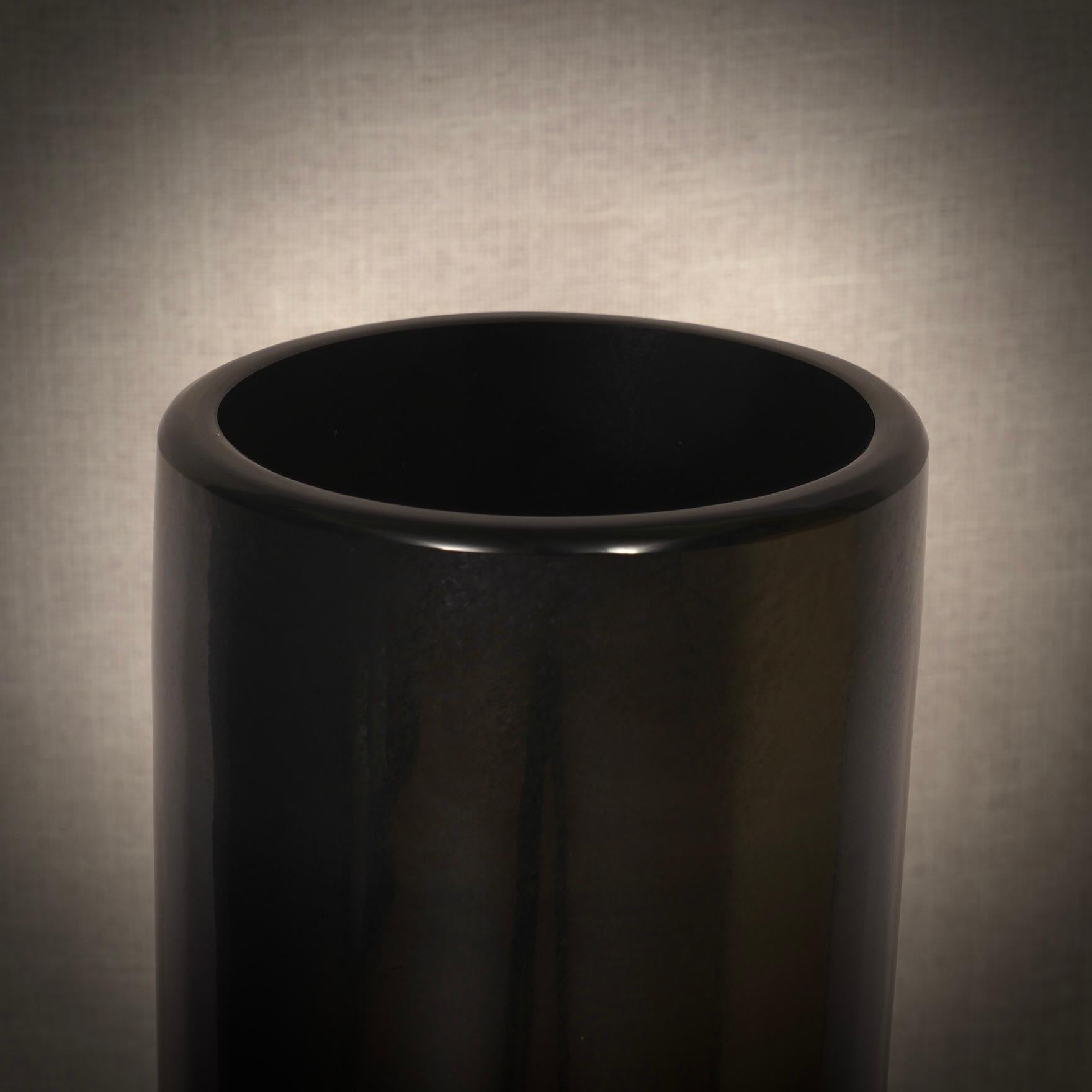 Vivarini Murano-Kunstglasvase, runde schwarze Vivarini-Vase, 1990 im Angebot 2