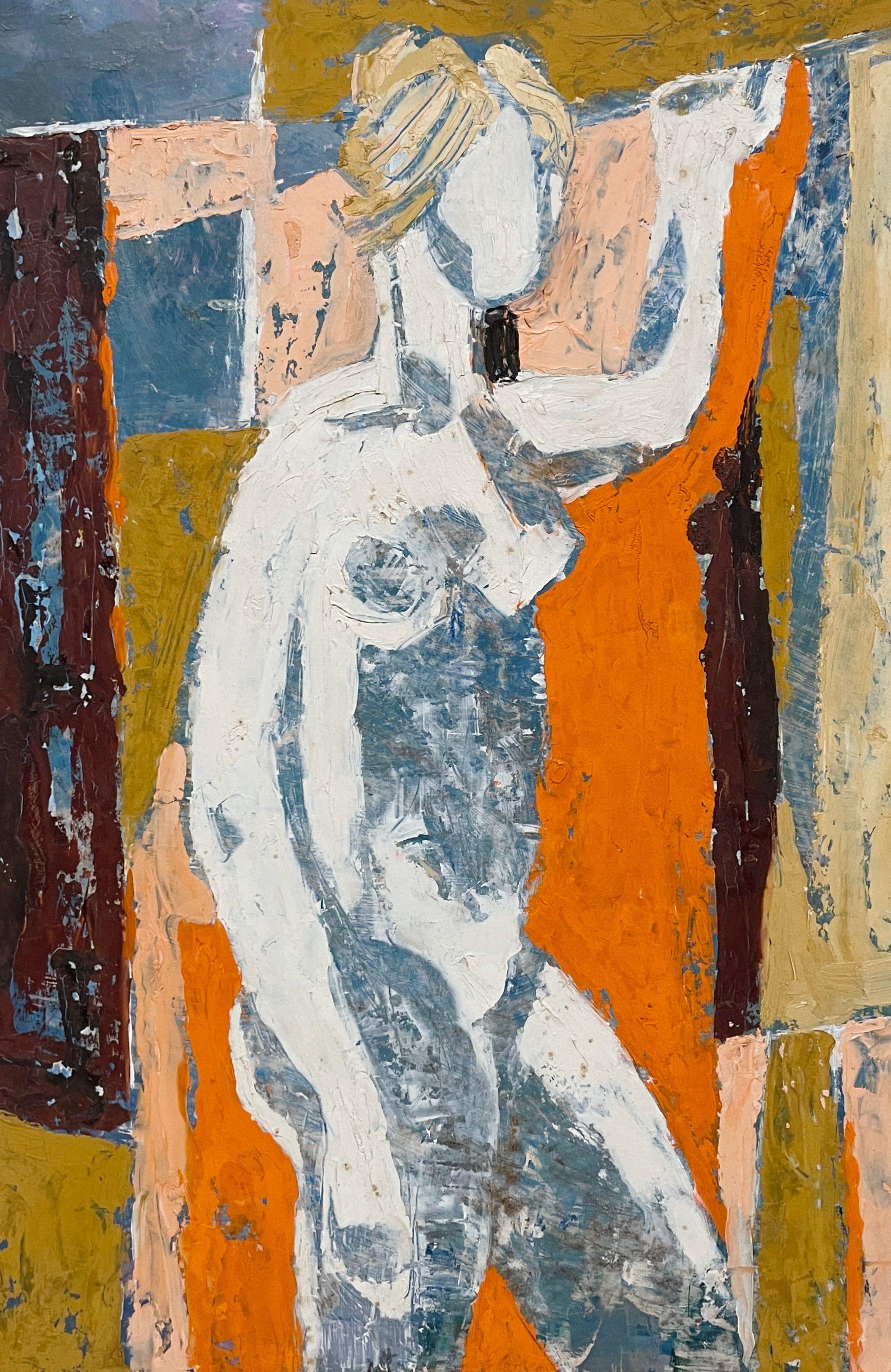 Una vibrante scena d'interno di uno studio moderno di metà secolo, un nudo in piedi, un'artista donna - Nude Painting Marrone di Vivian Kinsley Chapin