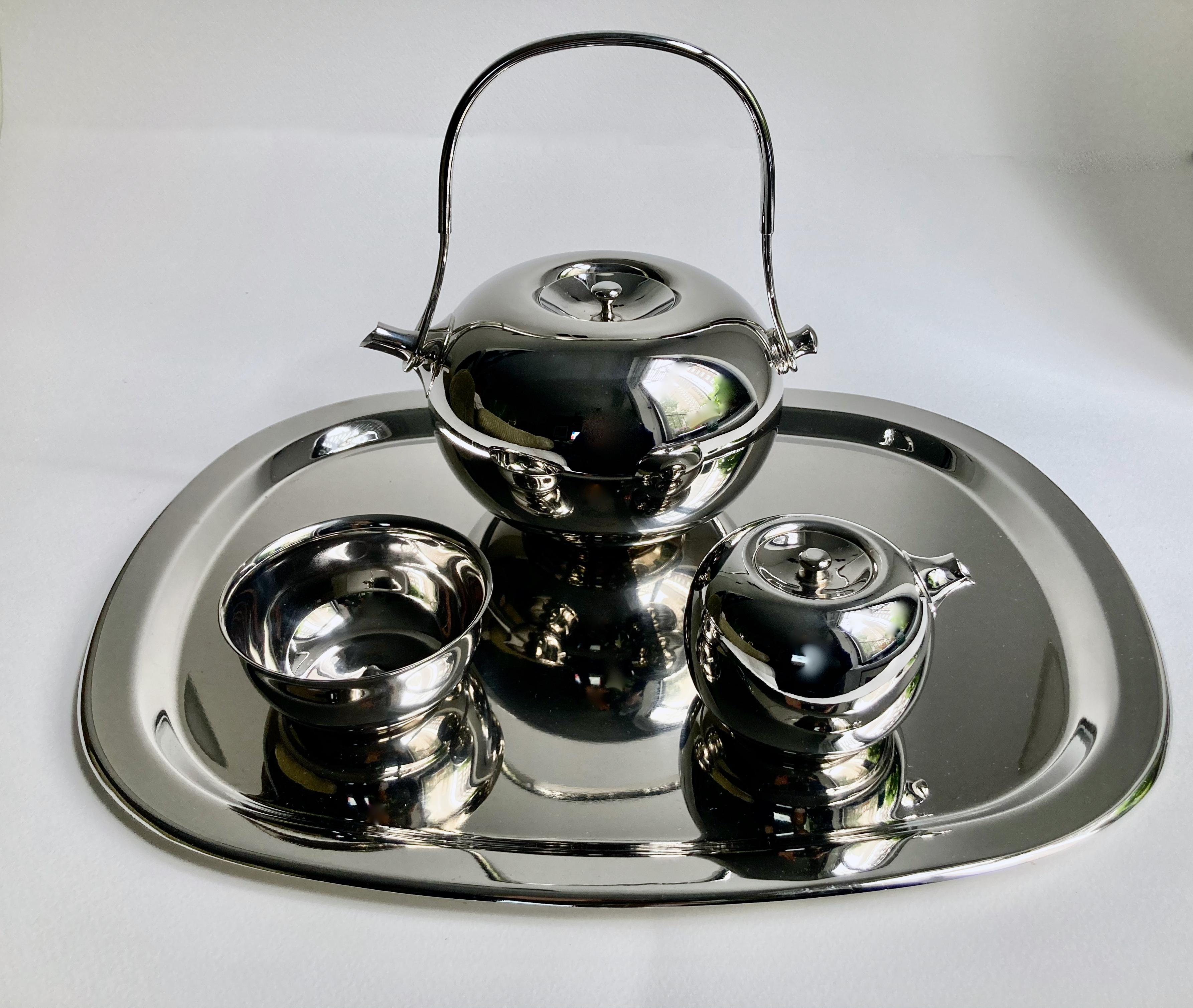 Scandinavian Modern Vivianna Torun Bulow-Hube for Dansk Tea Service, circa 1965 For Sale