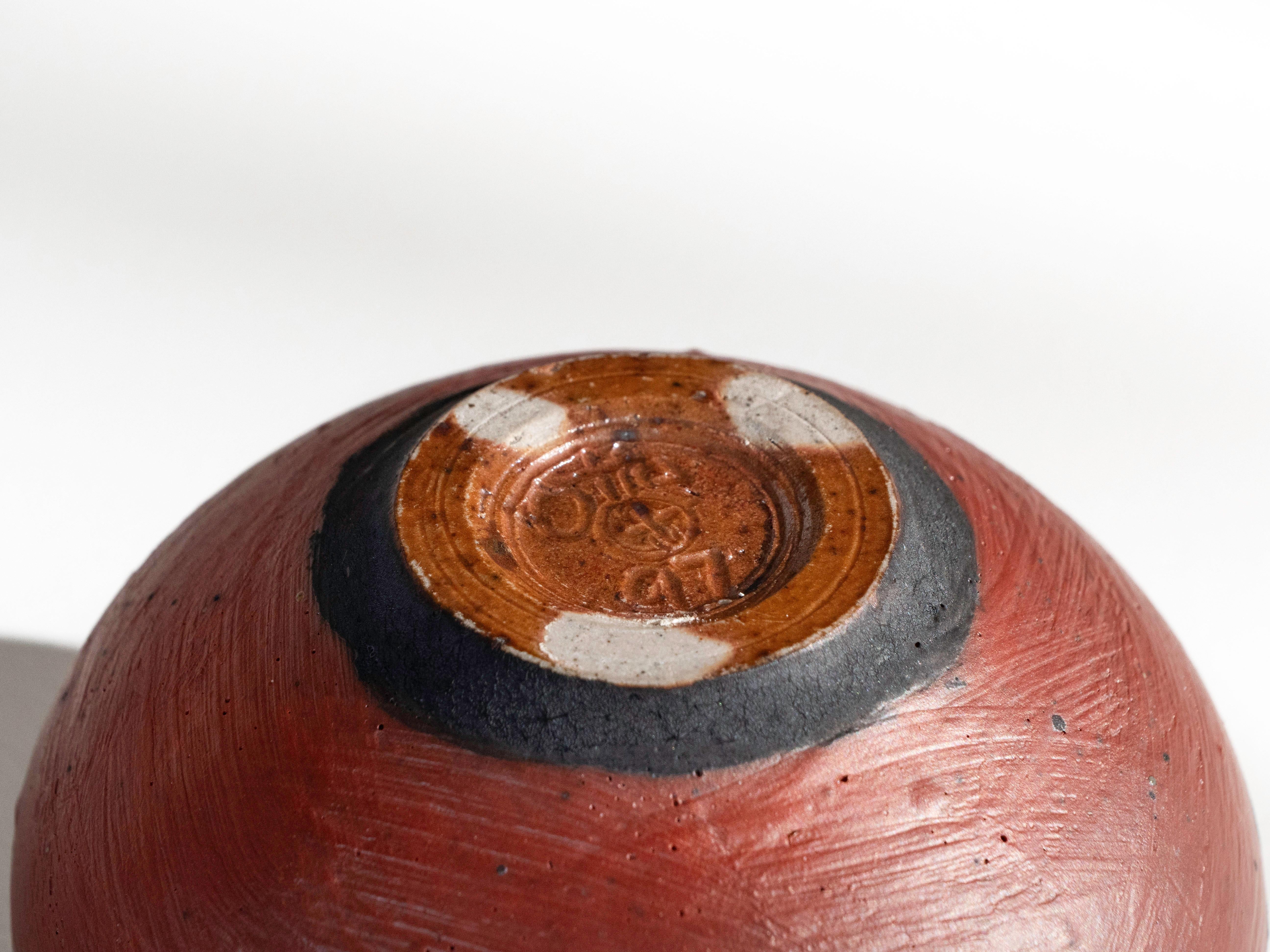 Vase à bourgeons en céramique Vivica & Otto Heino, années 1990 en vente 4