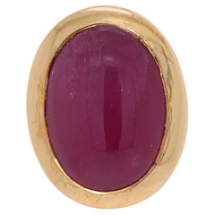 Vivid 0.8ct Ruby Pendant in 18K Yellow Gold