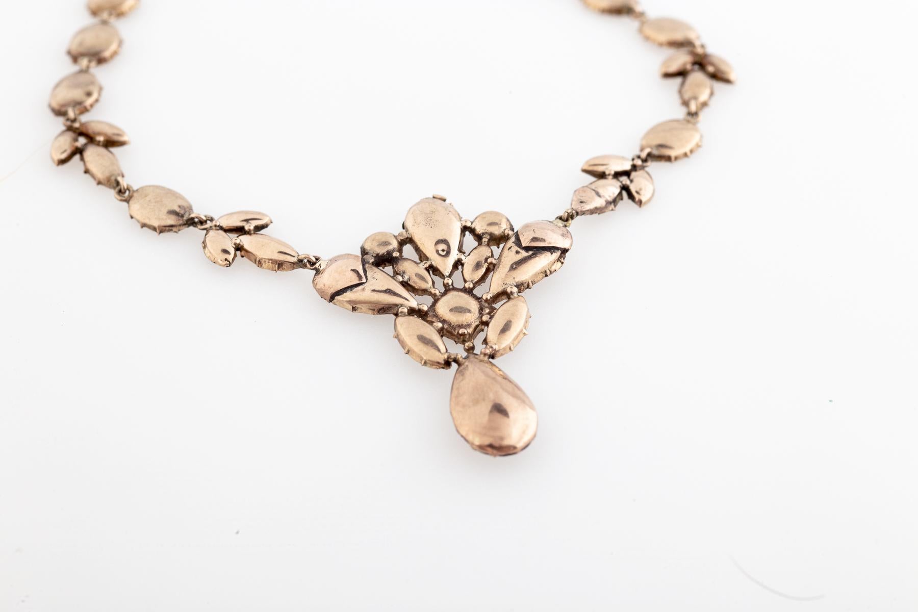 Vivid Antique Georgian Garnet Necklace c. 1820 en vente 3