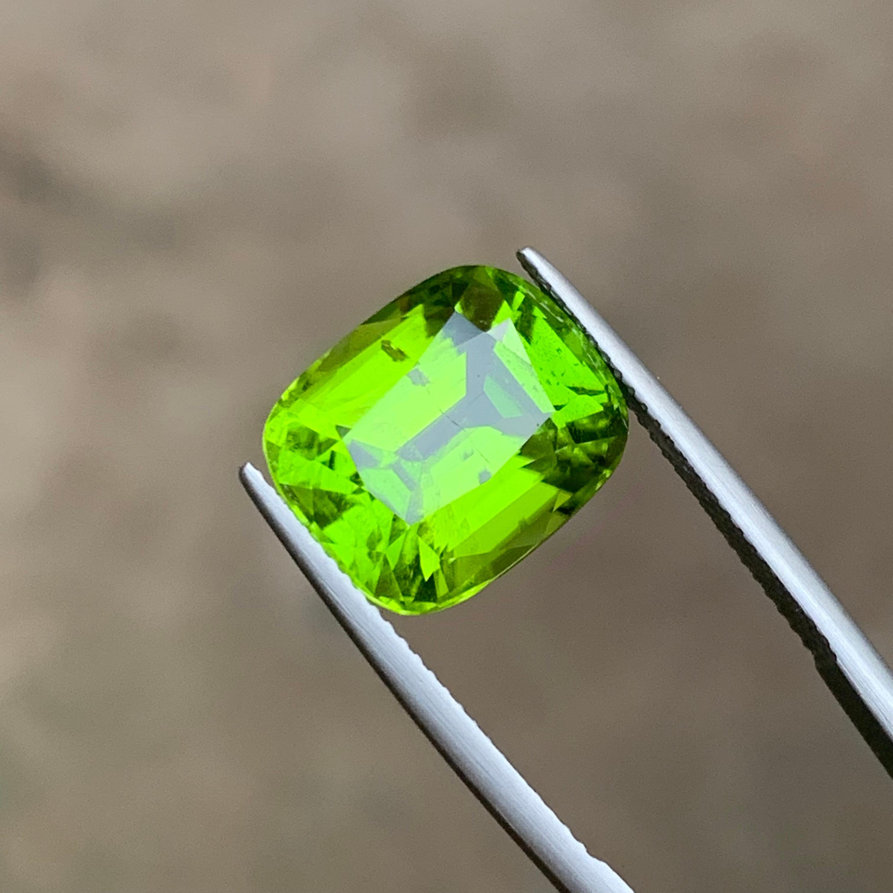 Vivid Apple Green Natural Peridot Anhänger, Ring Edelstein 11,15 Ct Cushion Cut 6