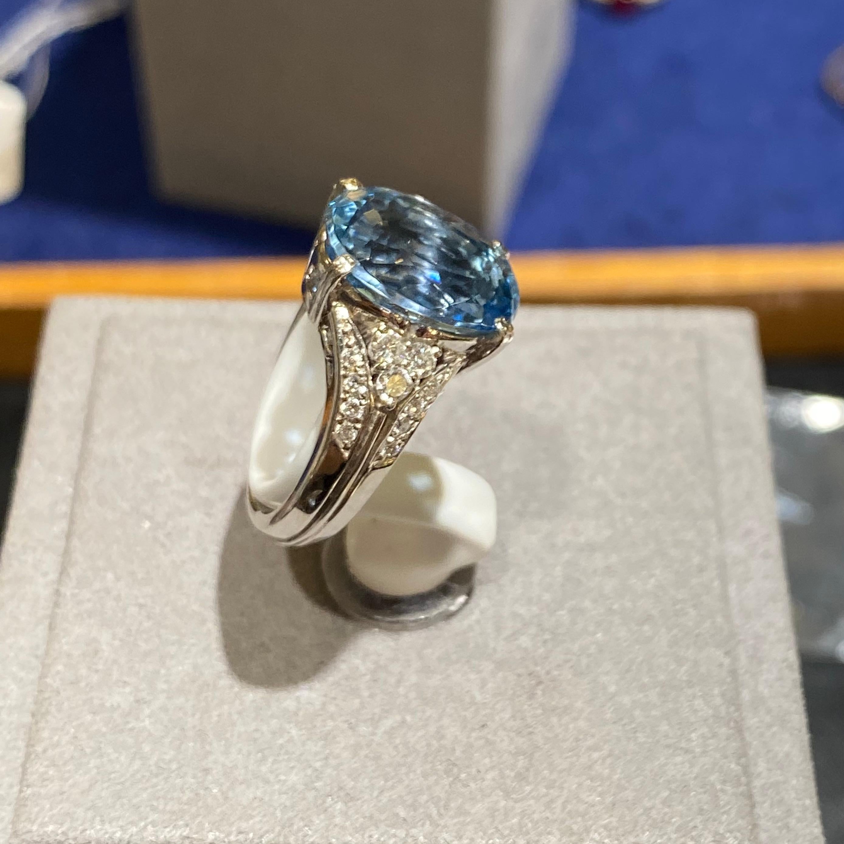 This is a stunning cocktail ring with 6.2ct Santa Maria Aquamarine. Highly saturated blue colour Aquamarine has been given the name Santa Maria Aquamarine and is very valuable and hard to come by. The design of this is ring is very simple in order