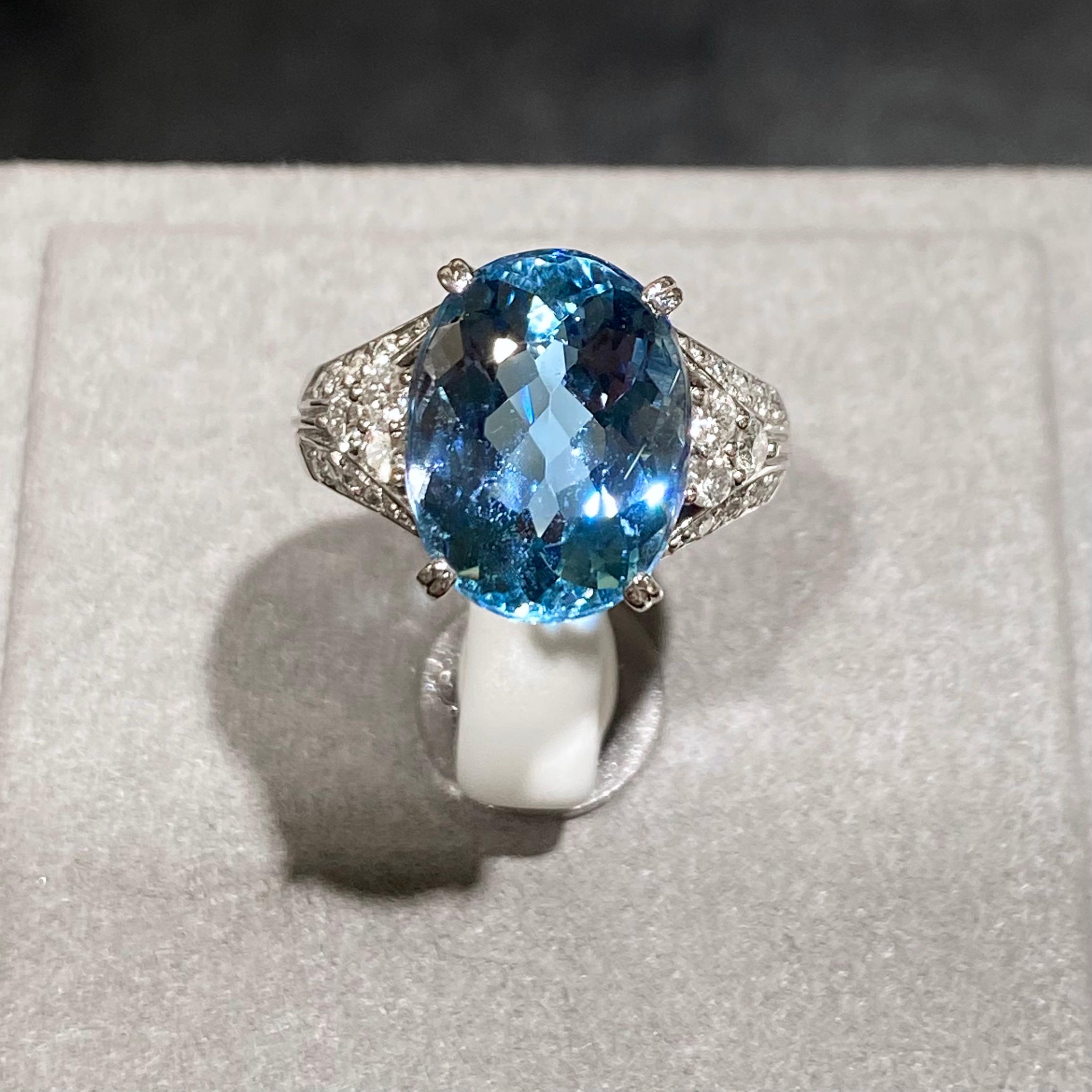 Oval Cut Aquamarine and Diamond Platinum Ring  For Sale