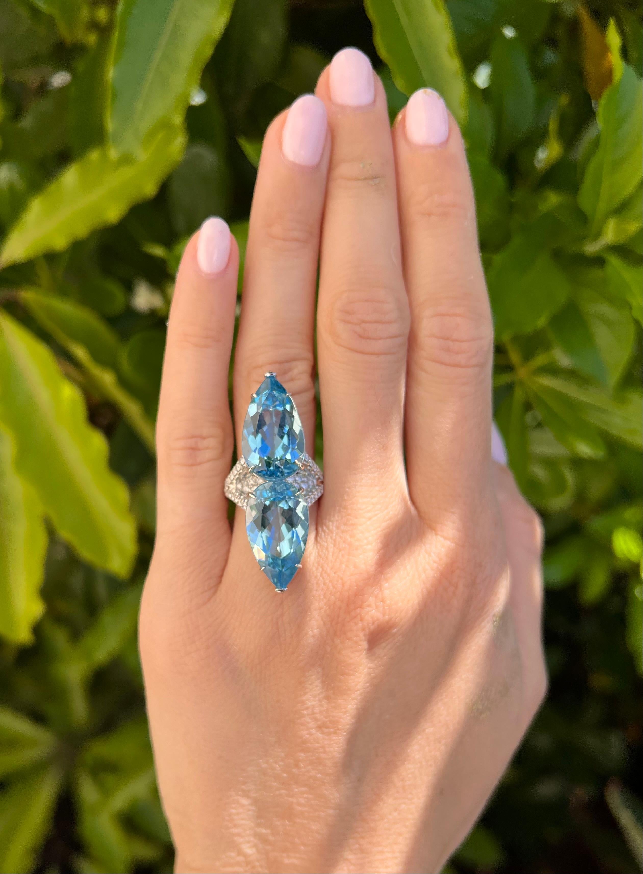 Vivid Blue Aquamarine and Diamond Platinum Ring – Luxury Masterpiece by Merkaba In New Condition For Sale In Beverly Hills, CA