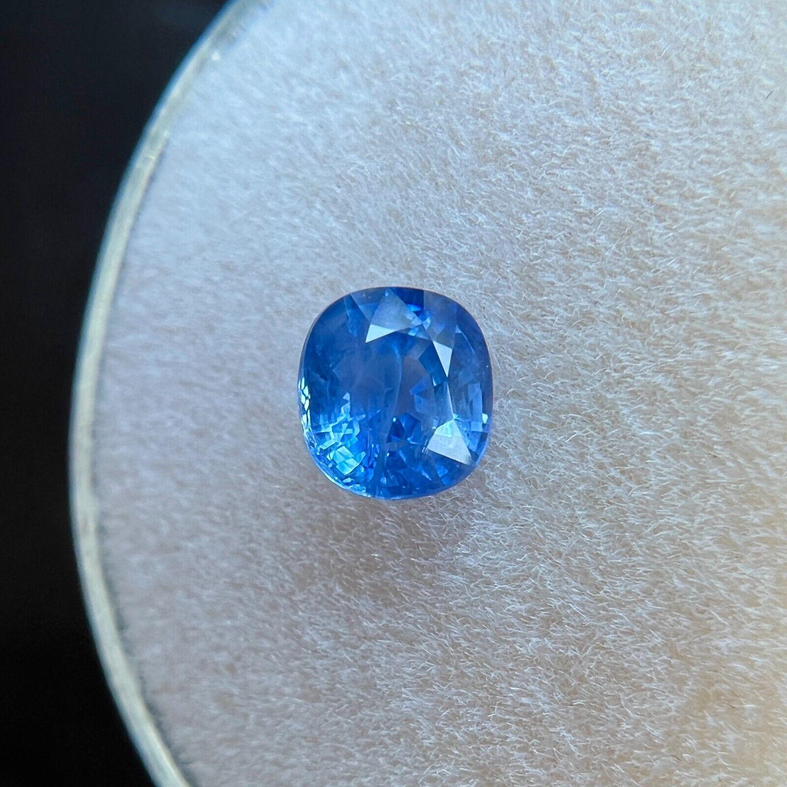 Seltener loser Edelstein mit lebhaftem blauem Ceylon-Saphir 0,80 Karat im Kissenschliff 1