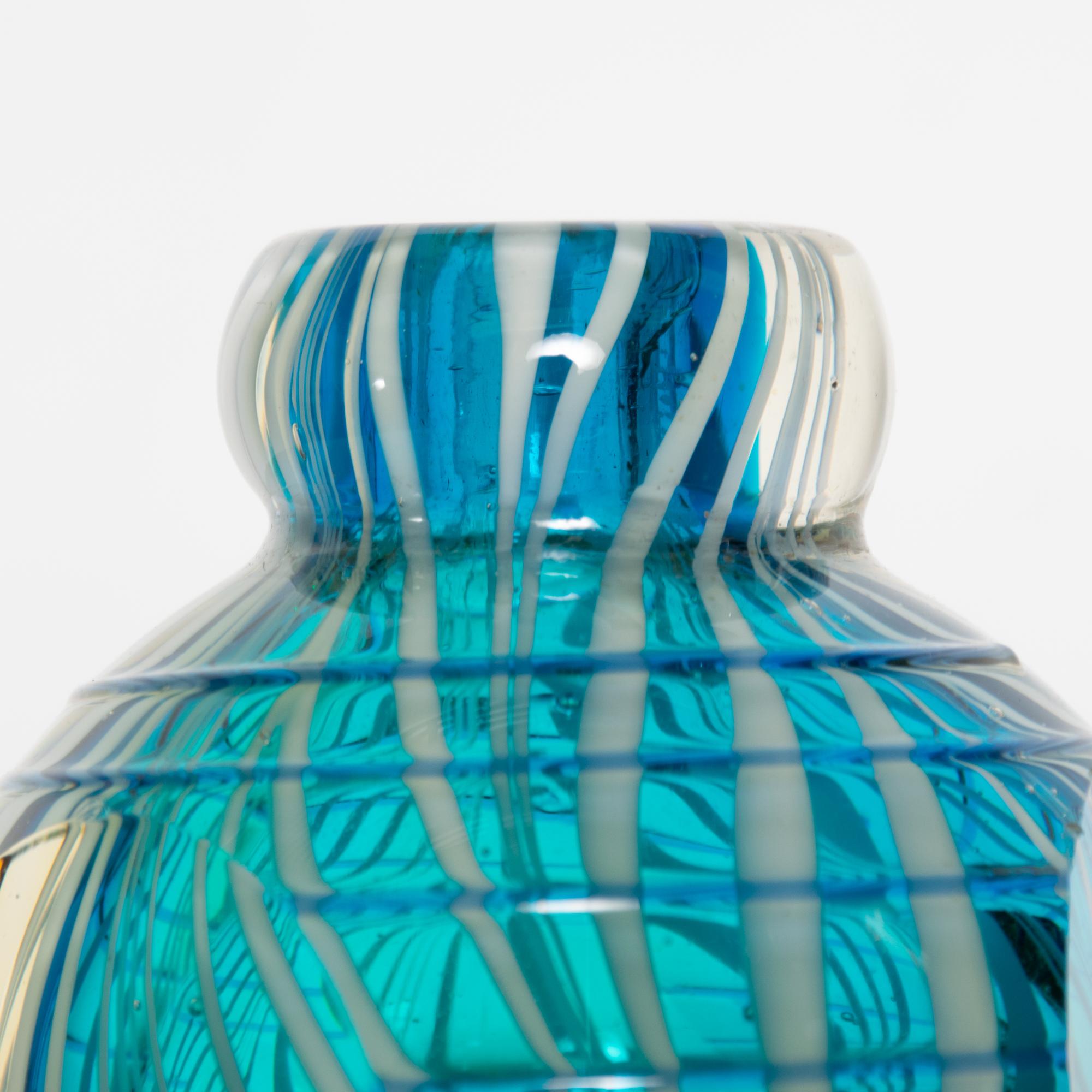Vivid Blue Gold & White Swirled Venetian Vase Vintage Murano Glass Italy 1970s 1