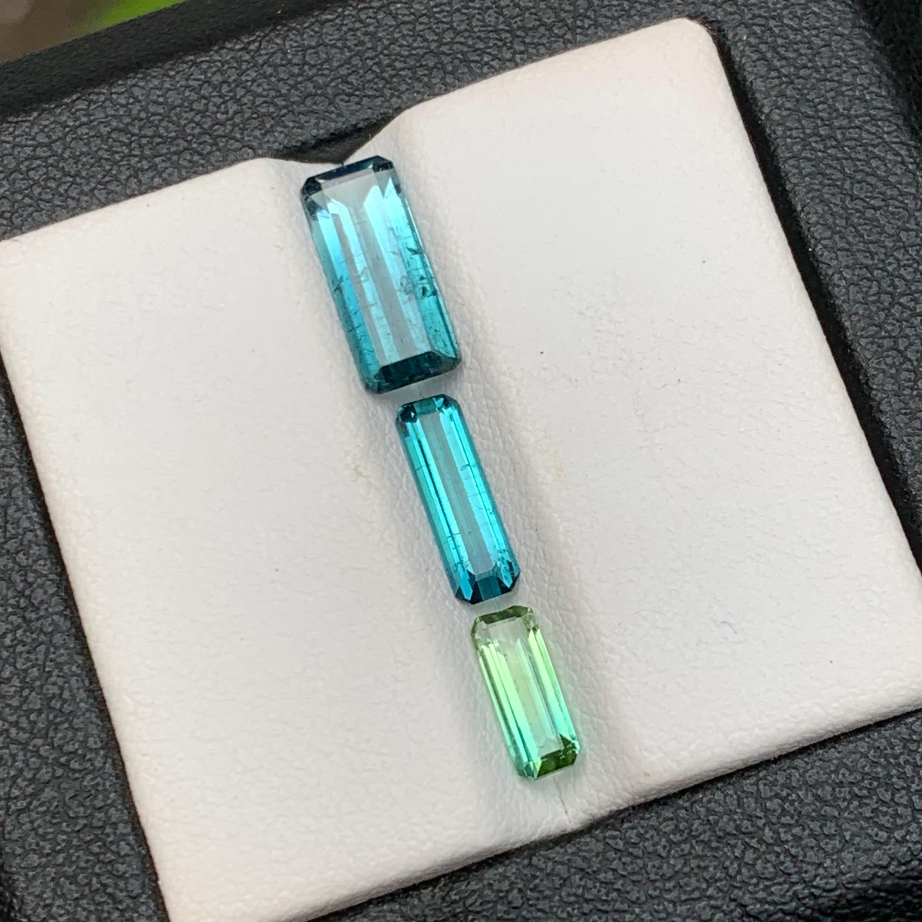 Vivid Blue & Green Bicolor Natural Tourmaline Gemstones Lot 3.10 Ct Emerald Cut For Sale 4