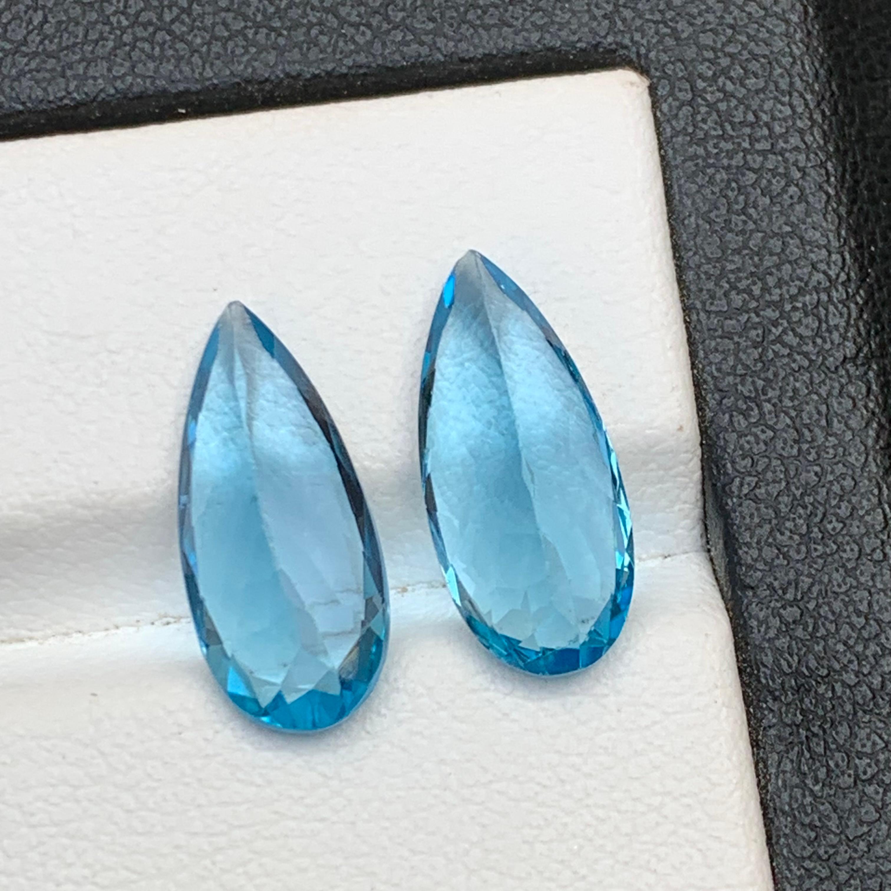 Vivid Blue Natural Swiss Topaz Loose Gemstone Pair for Earrings 8.90 Ct Pear Cut In New Condition For Sale In Peshawar, PK