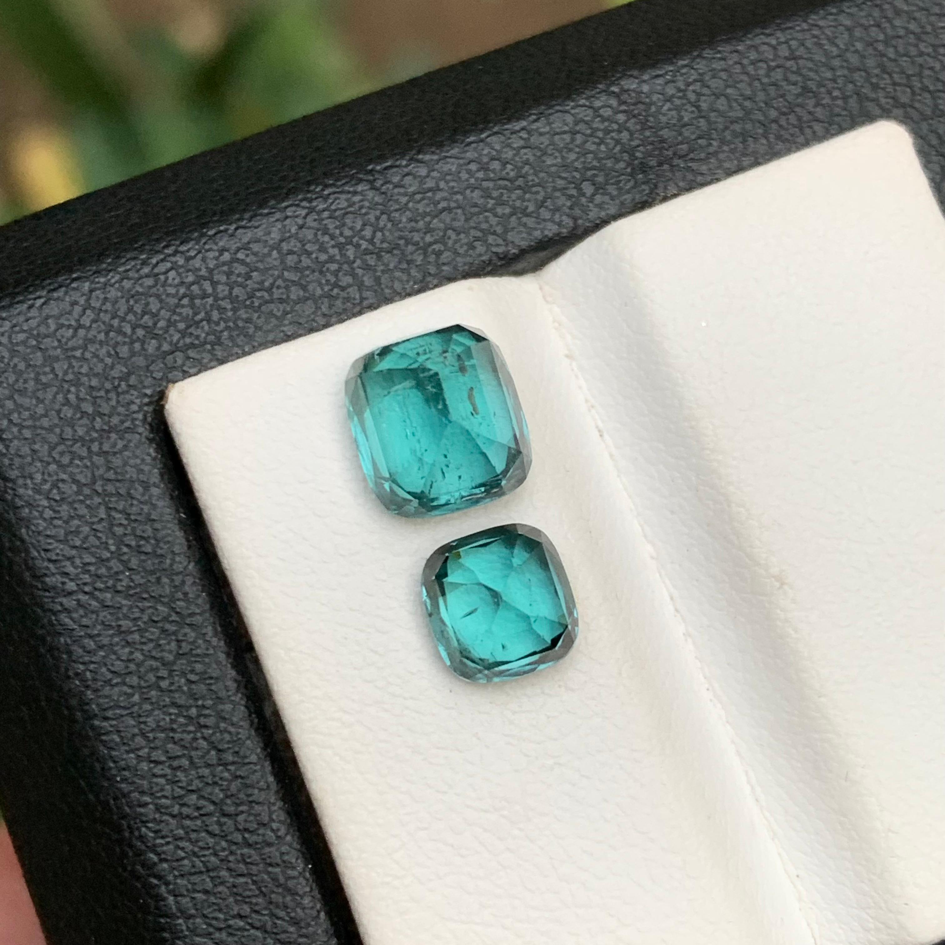Vivid Blue Natural Tourmaline Loose Gemstones 4.35 Ct Cushion Cut for Jewelry For Sale 1