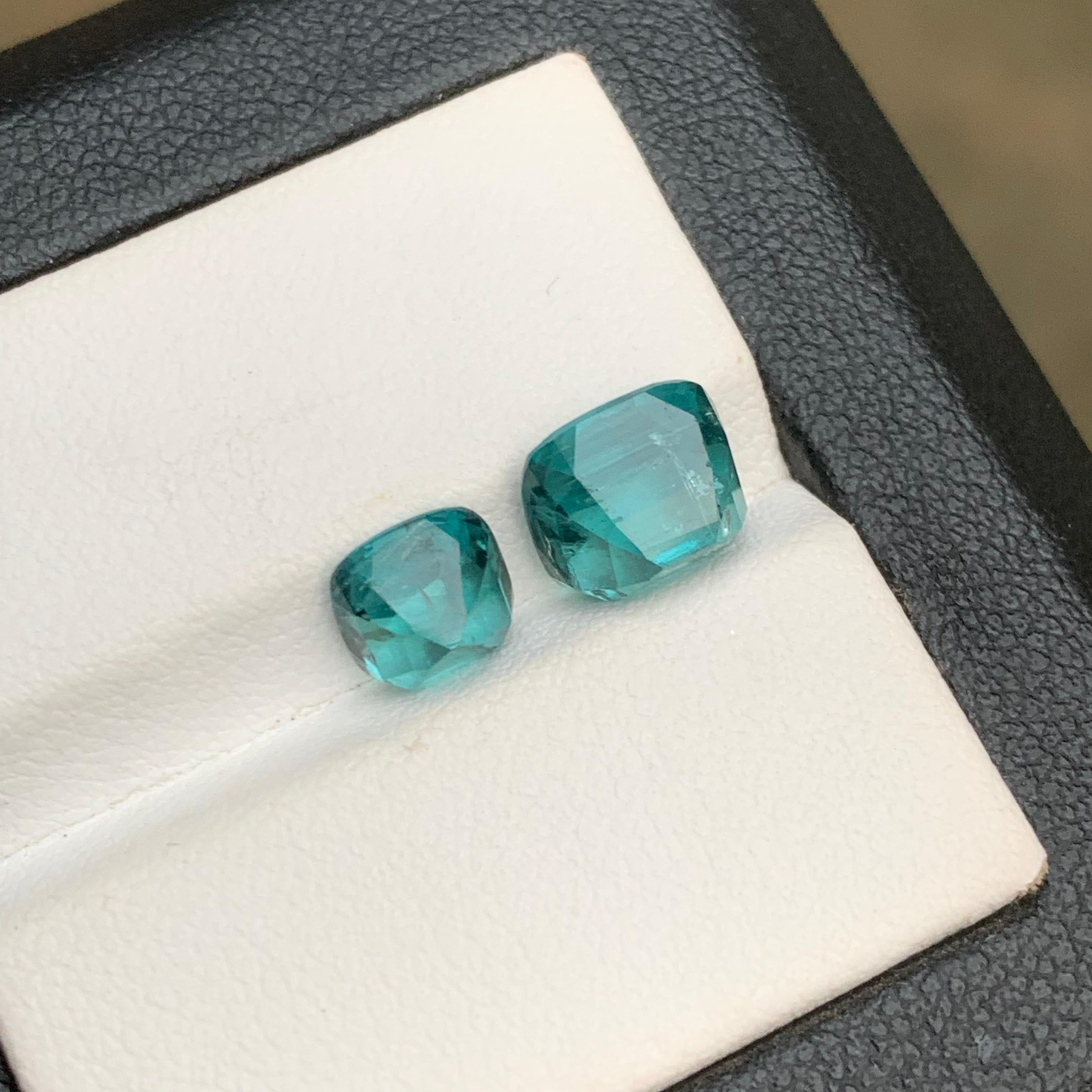 Vivid Blue Natural Tourmaline Loose Gemstones 4.35 Ct Cushion Cut for Jewelry For Sale 2