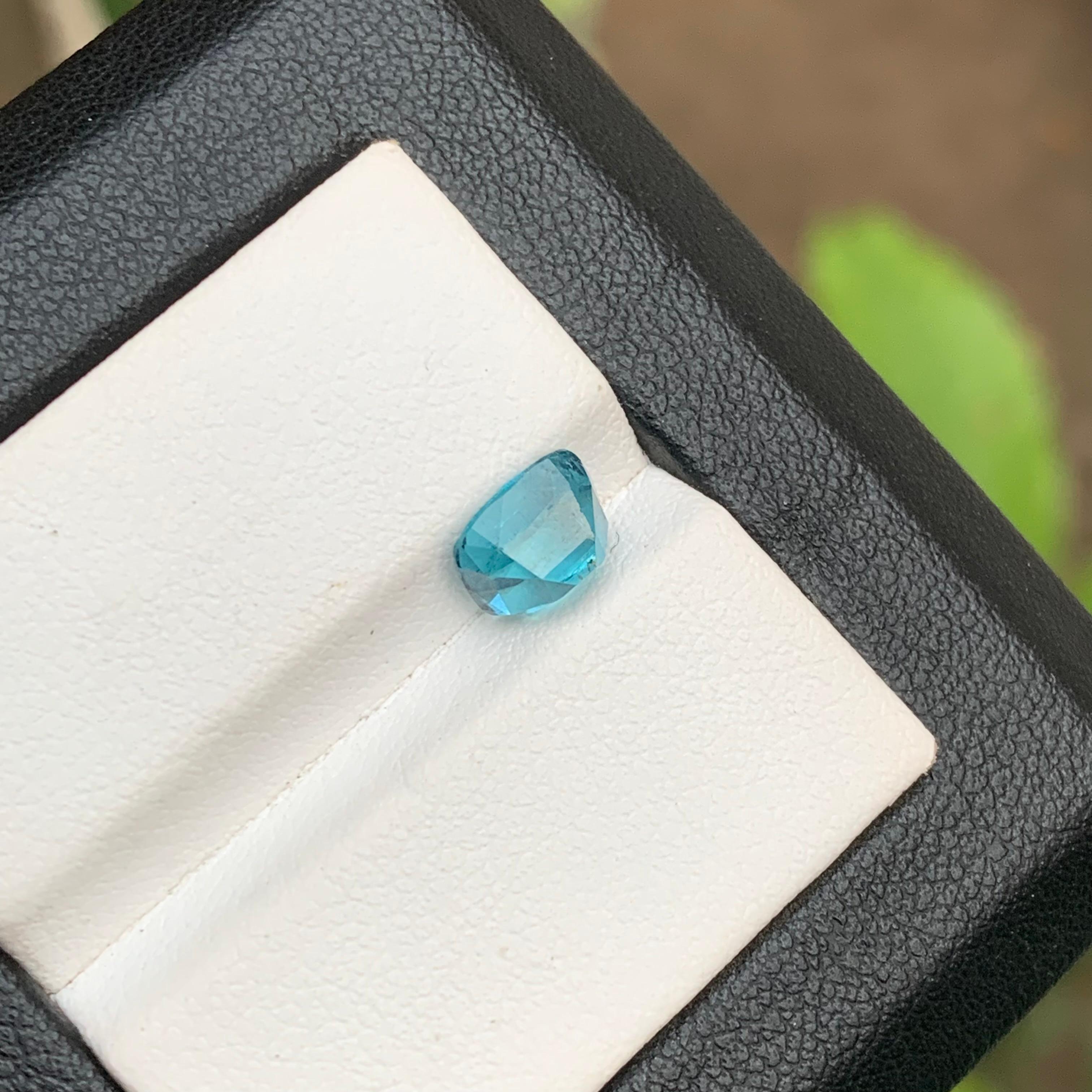 Vivid Blue Natural Tourmaline Ring Loose Gemstone 1.75 Ct Cushion Cut  Joaillerie Unisexe en vente