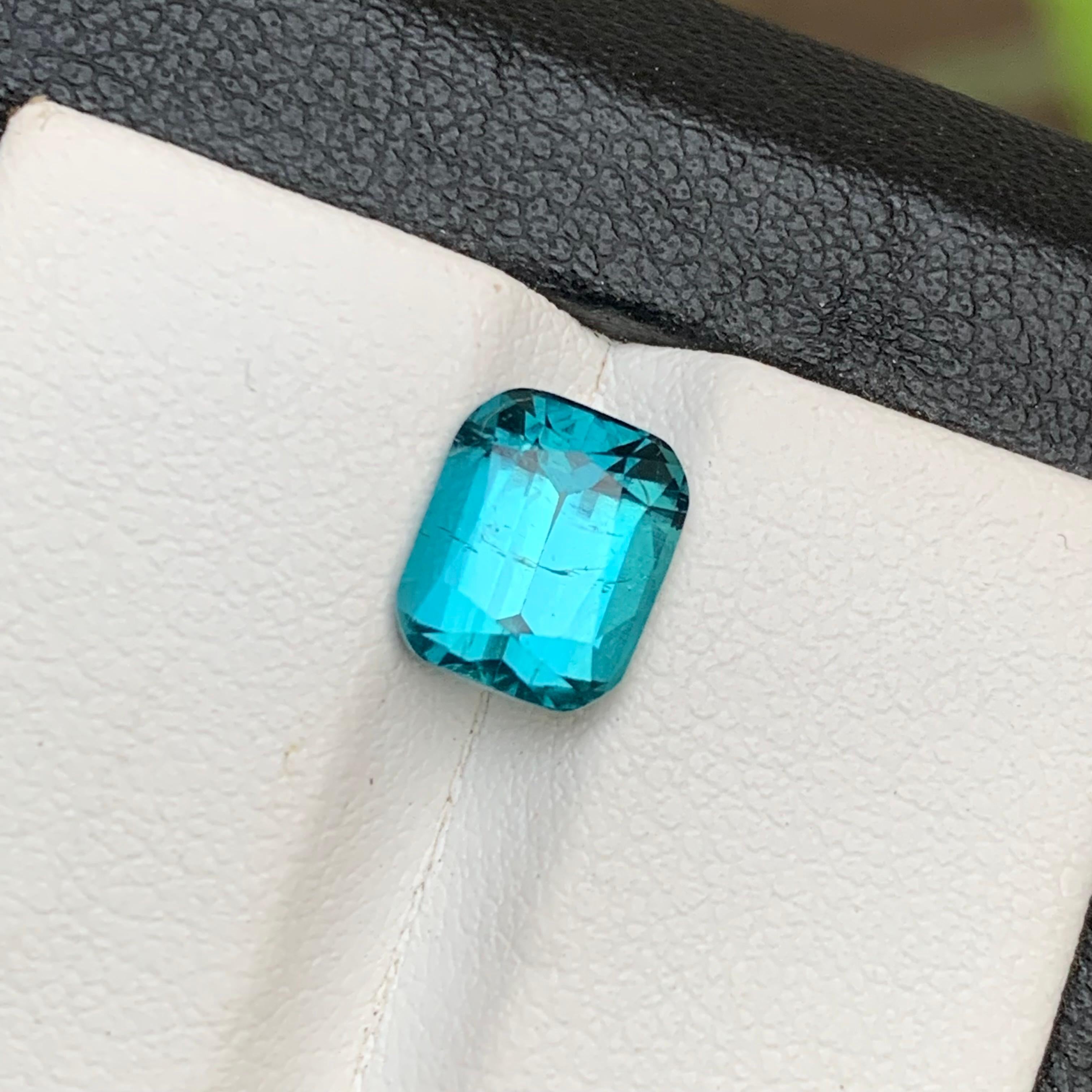 Vivid Blue Natural Tourmaline Ring Loose Gemstone 2.50 Ct Cushion Cut  Jewelry For Sale 2