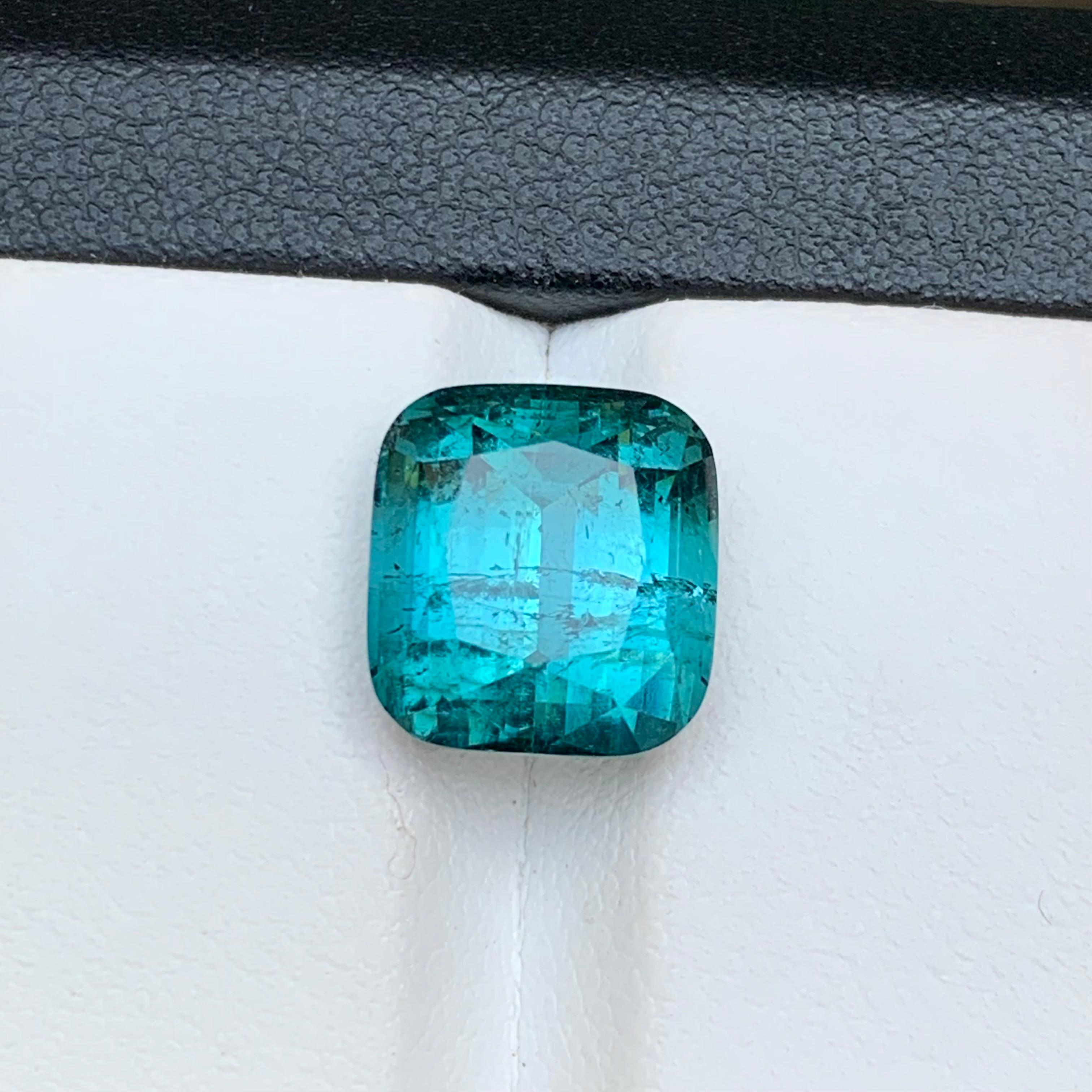 Vivid Blue Natural Tourmaline Ring, Pendant Loose Gemstone 6.75 Ct Cushion Cut en Nuevo estado para la venta en Peshawar, PK