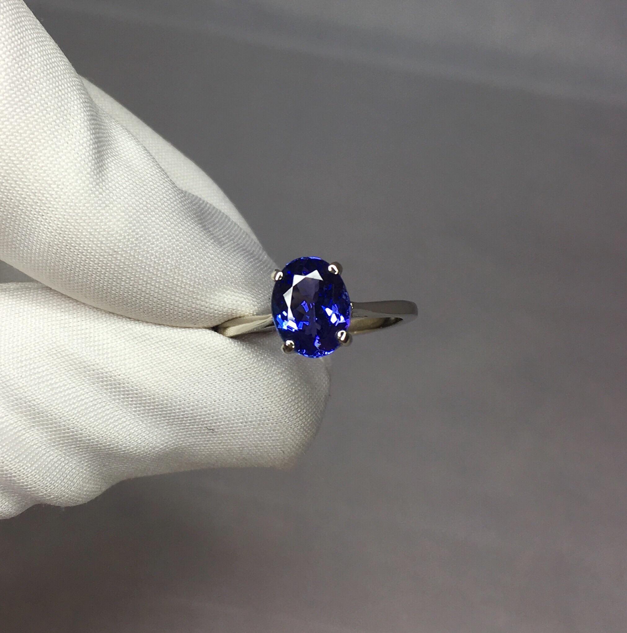 Vivid Blue Violet Tanzanite 1.77 Carat Oval Cut Solitaire 14 Karat Gold Ring 1